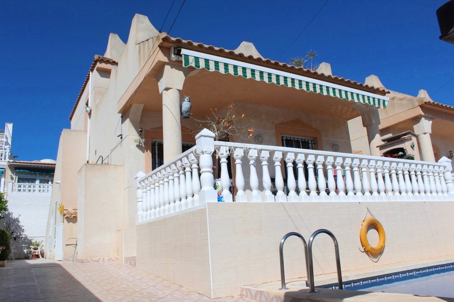 Resale - Villa -
Orihuela - Orihuela Costa
