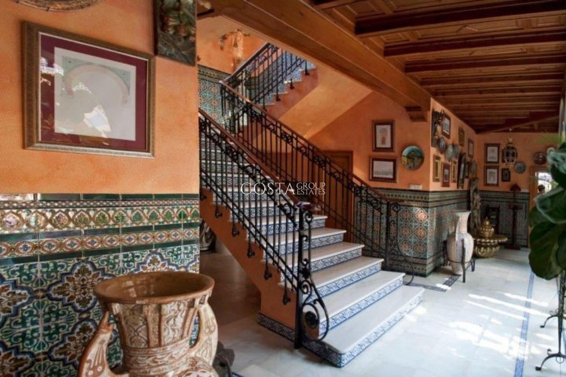 Resale - Villa -
Orihuela - Orihuela Costa