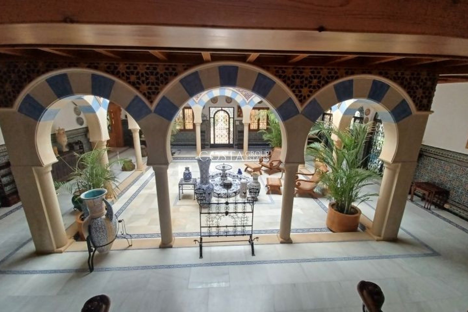 Resale - Villa -
Orihuela - Orihuela Costa