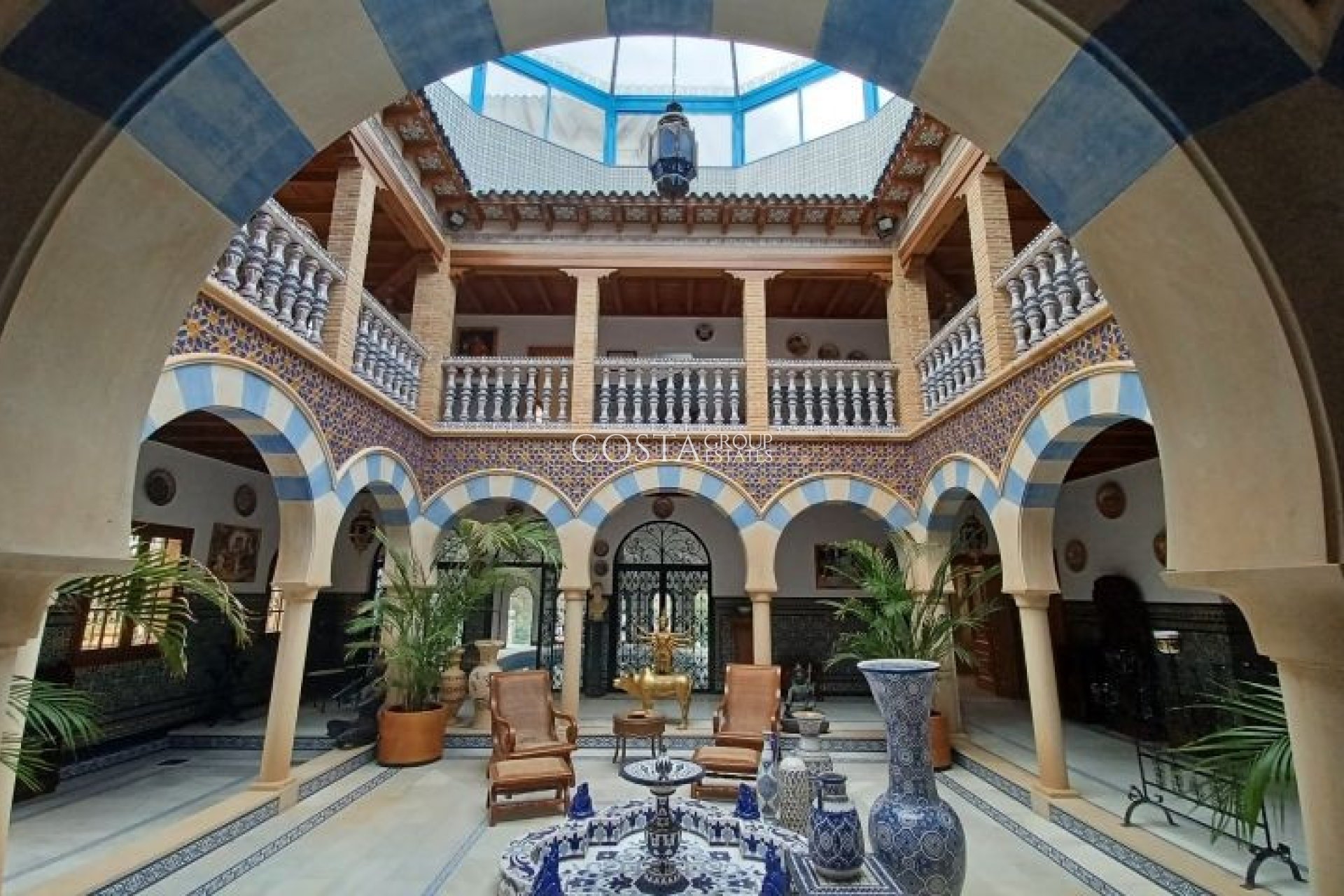 Resale - Villa -
Orihuela - Orihuela Costa