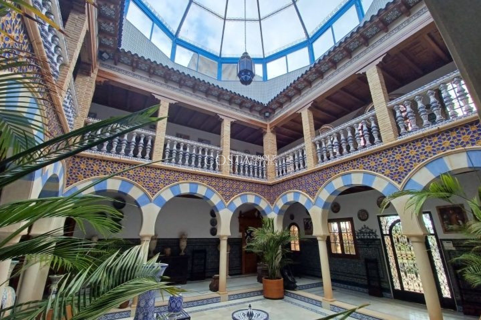Resale - Villa -
Orihuela - Orihuela Costa
