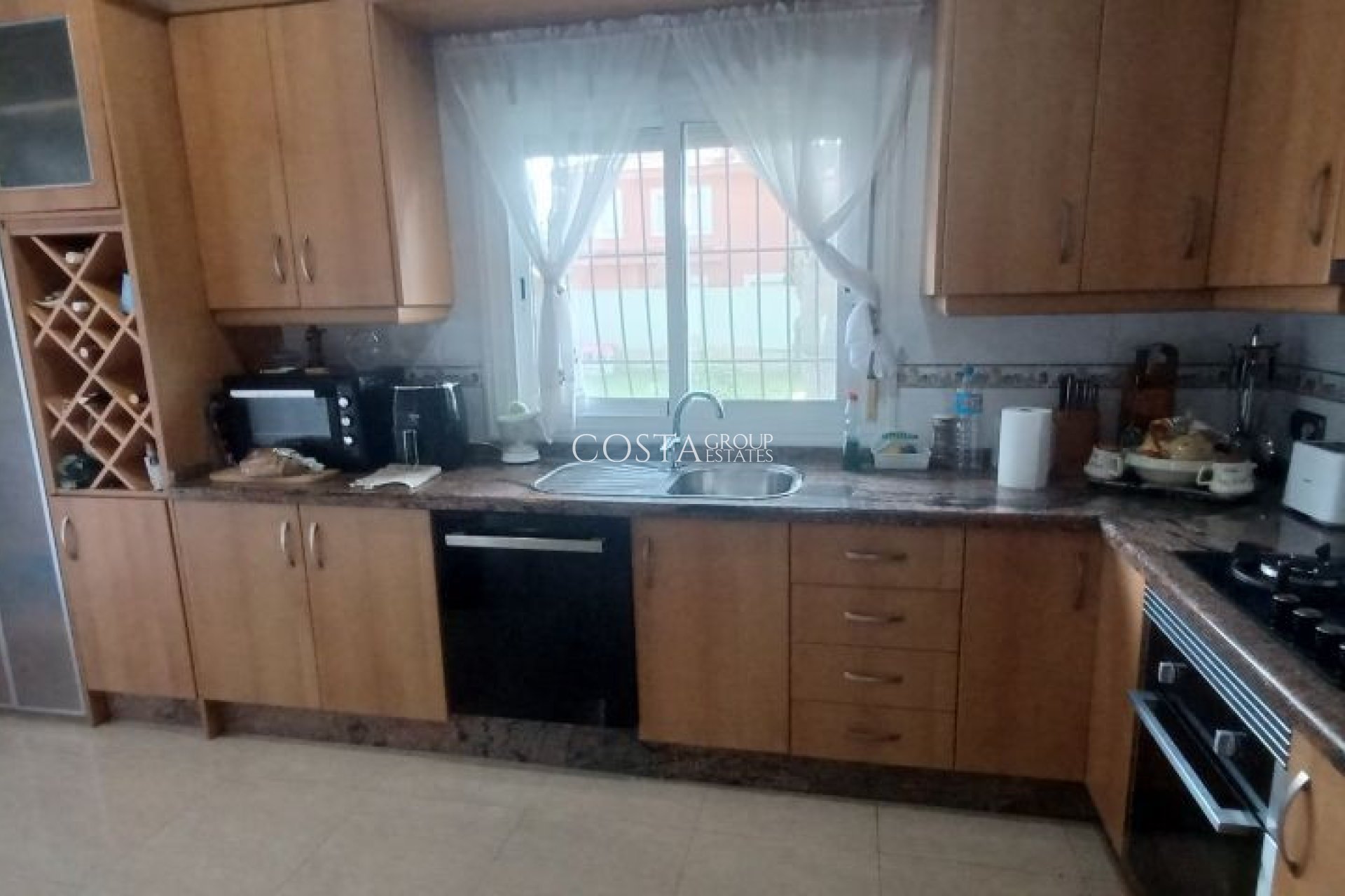 Resale - Villa -
Orihuela - Orihuela Costa