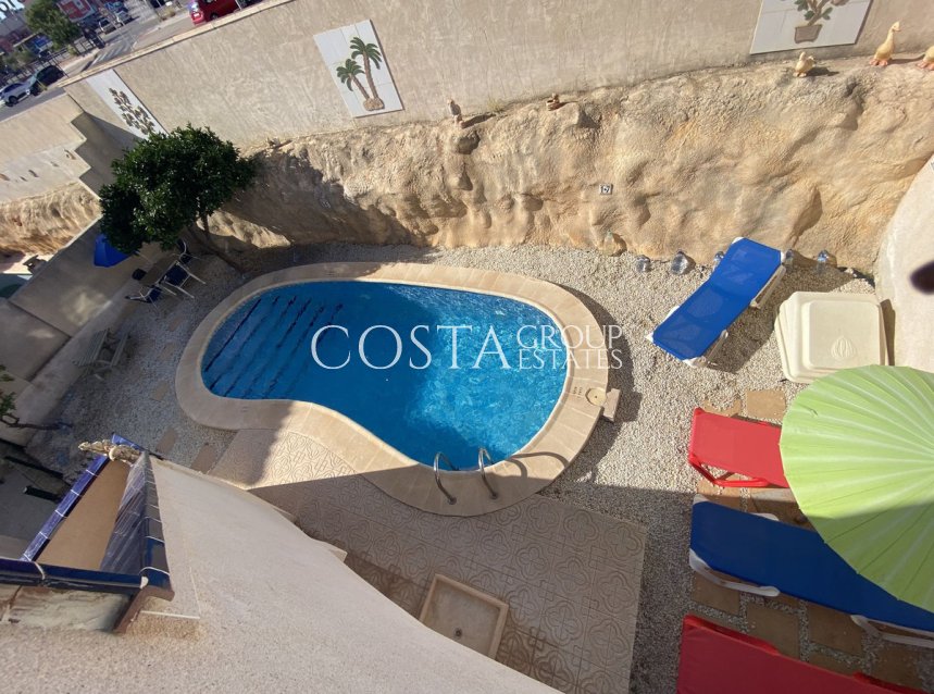 Resale - Villa -
Orihuela - Orihuela Costa