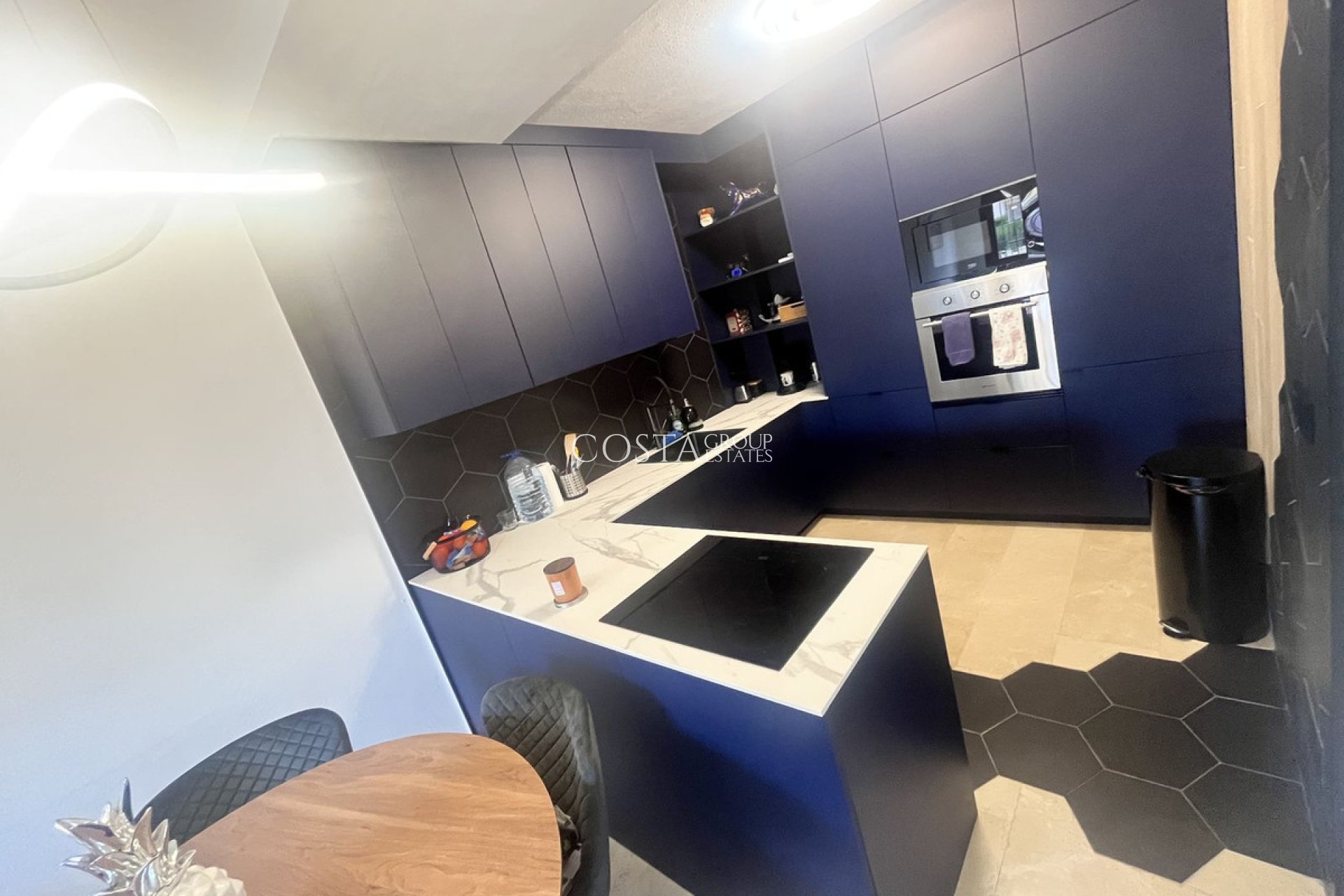 Resale - Villa -
Orihuela - Orihuela Costa