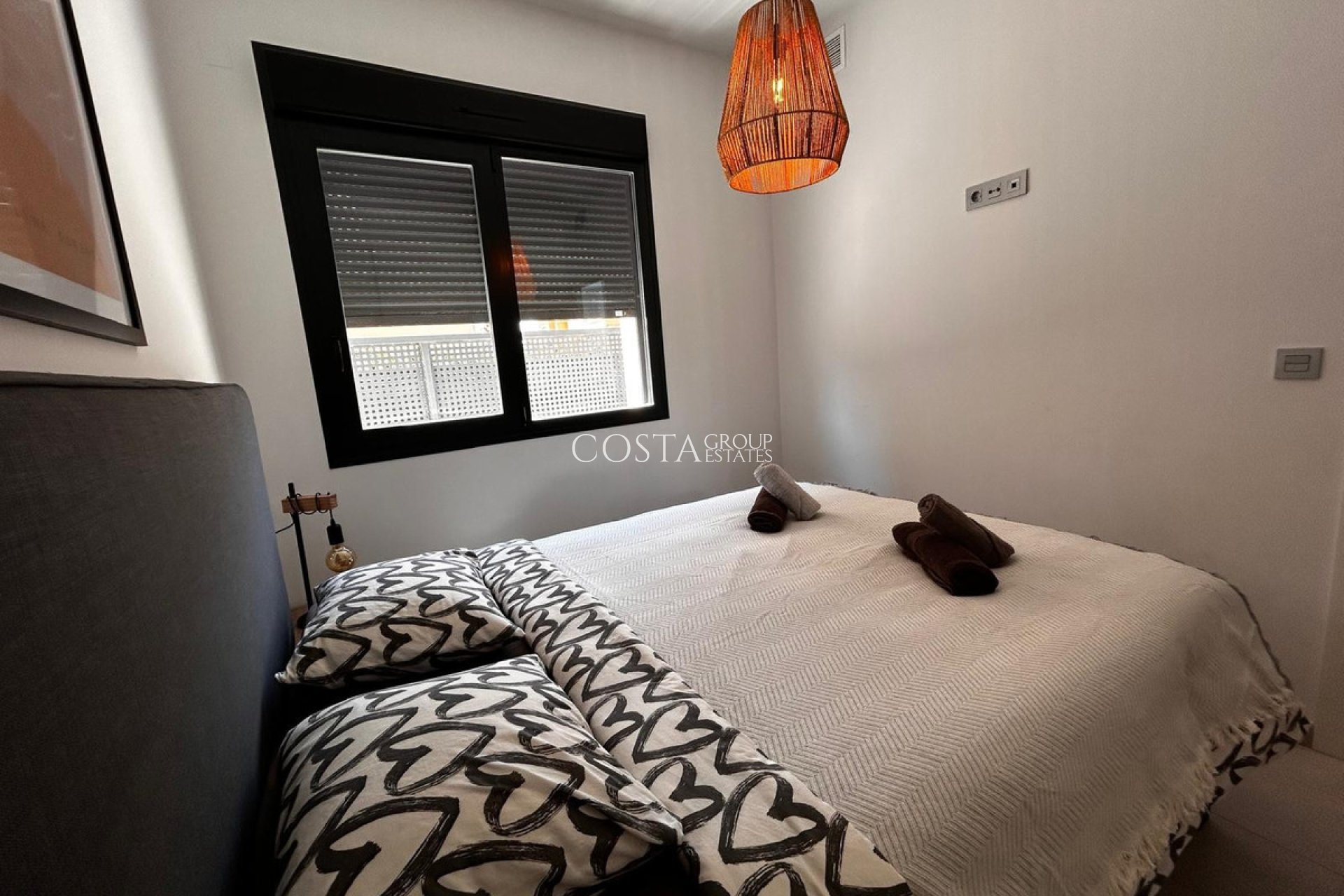 Resale - Villa -
Orihuela - Orihuela Costa