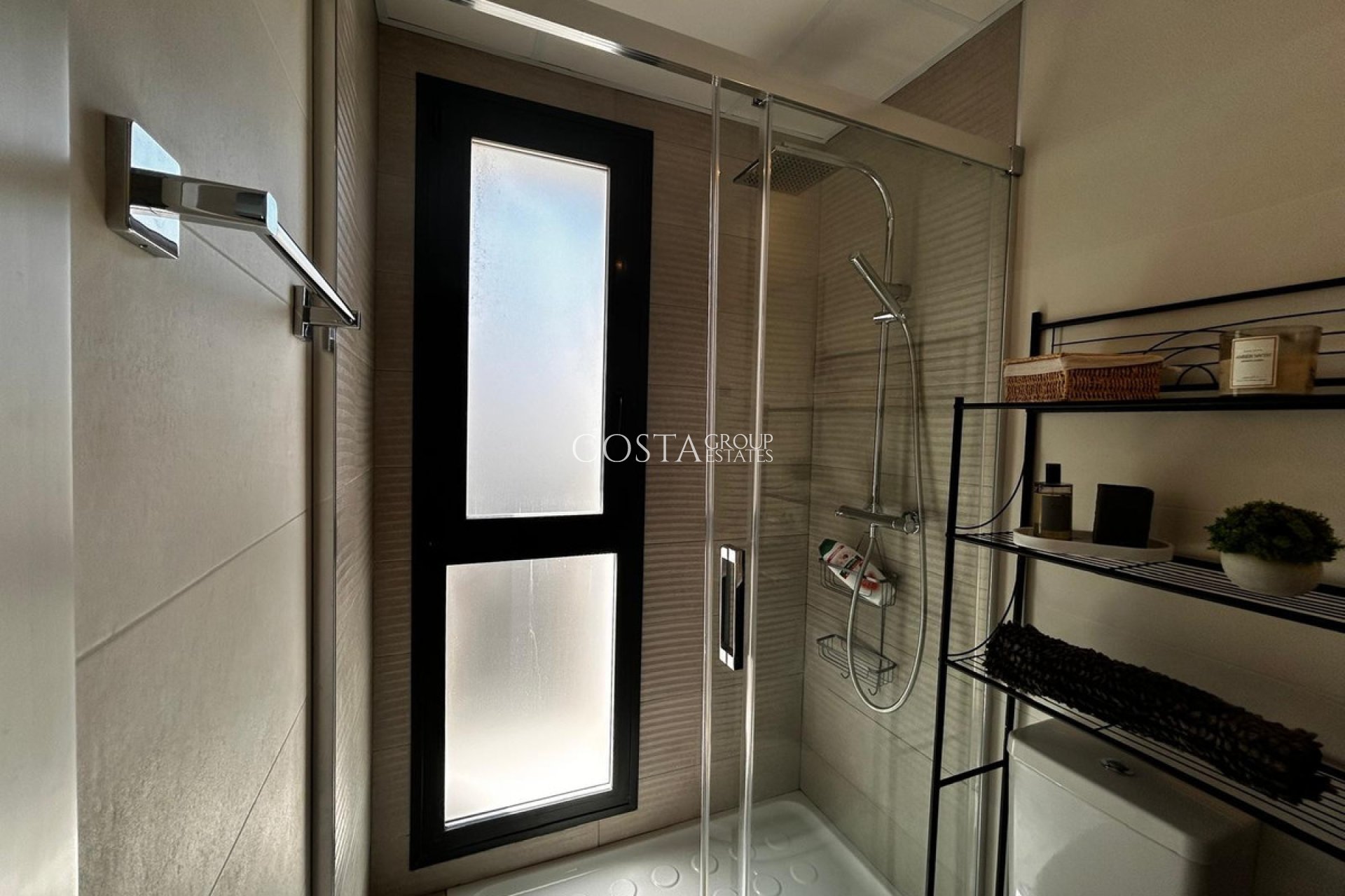 Resale - Villa -
Orihuela - Orihuela Costa