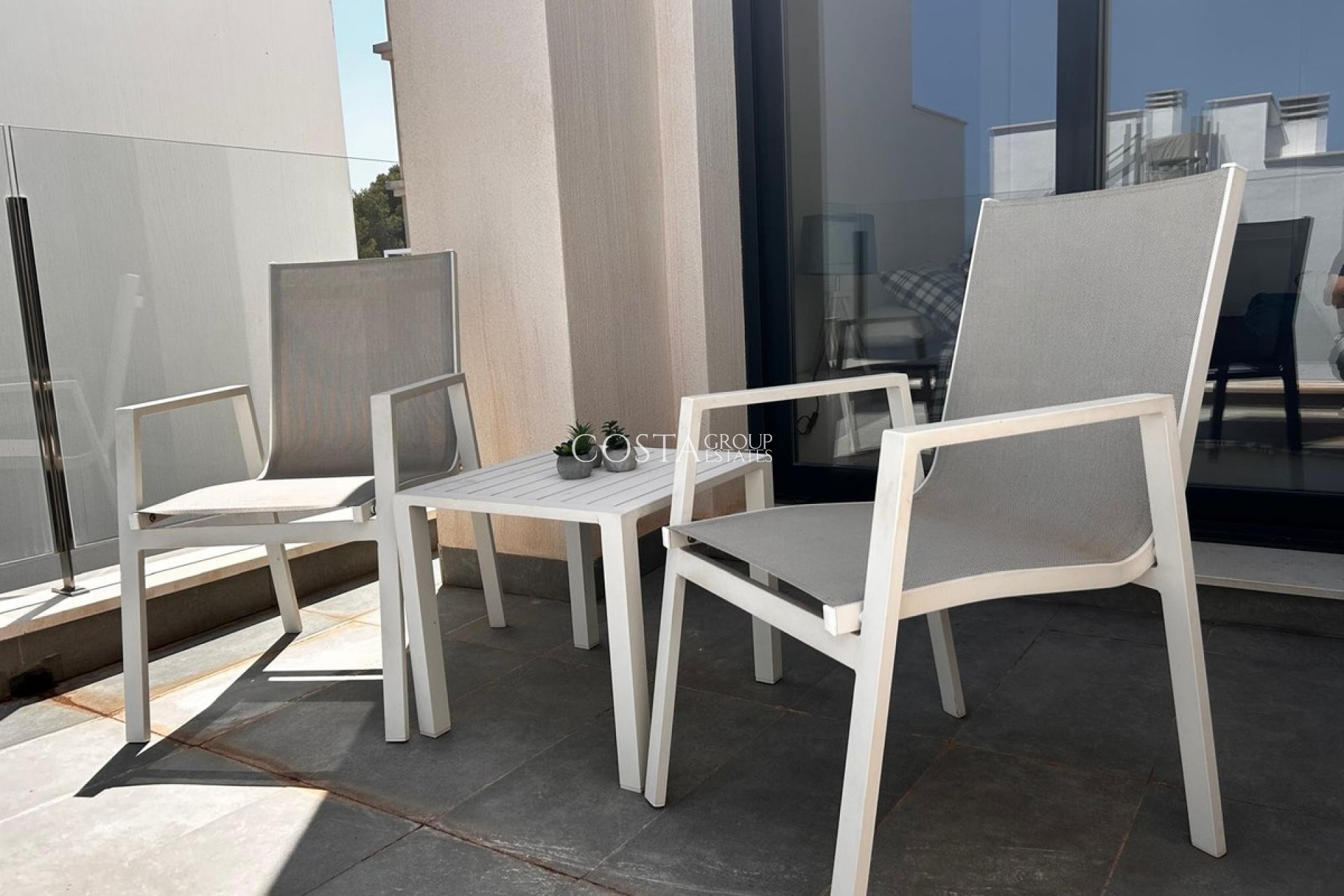 Resale - Villa -
Orihuela - Orihuela Costa