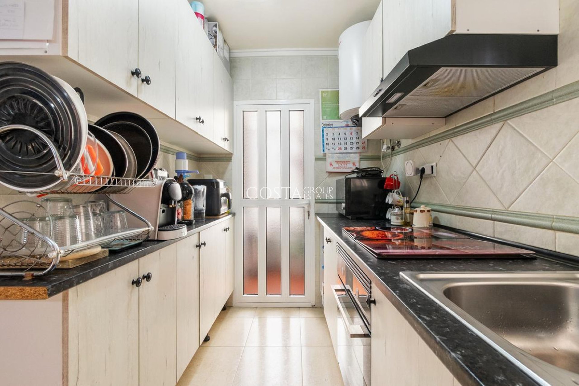 Resale - Villa -
Orihuela - Orihuela Costa