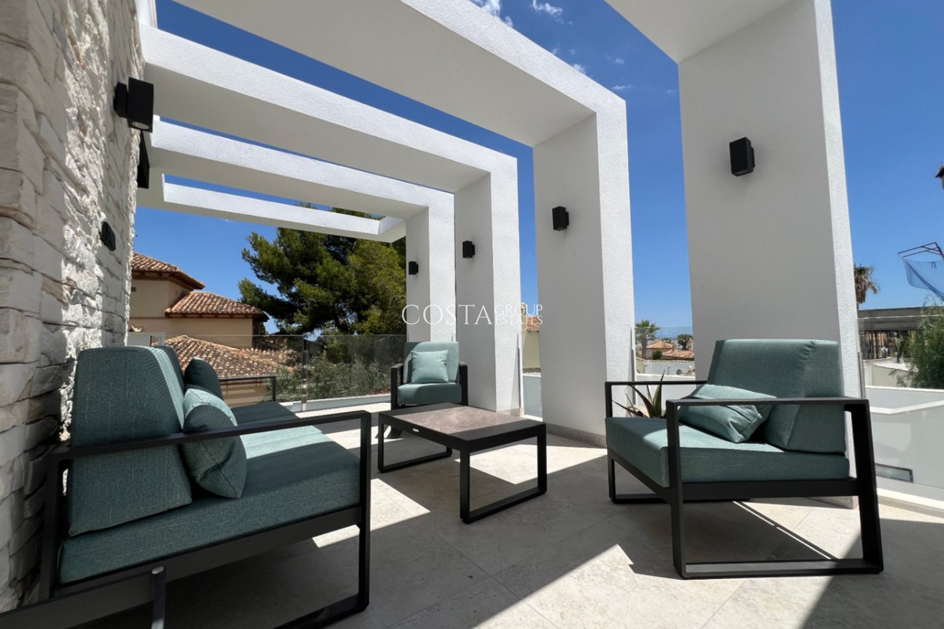 Resale - Villa -
Orihuela - Orihuela Costa