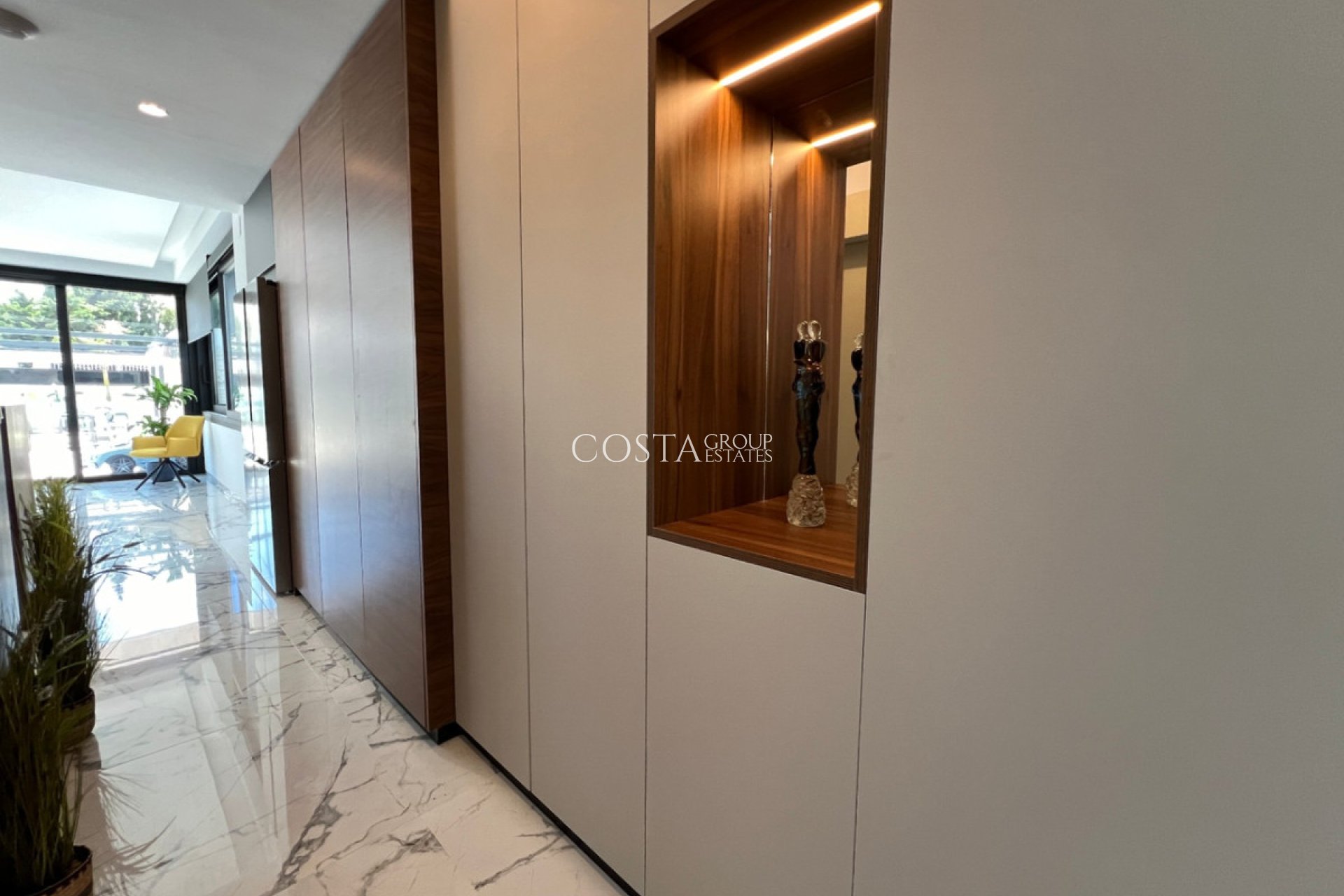 Resale - Villa -
Orihuela - Orihuela Costa