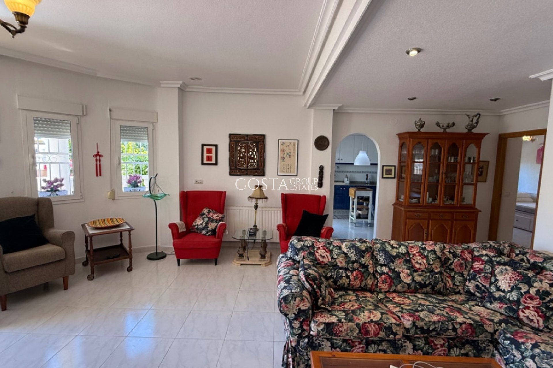 Resale - Villa -
Orihuela - Orihuela Costa