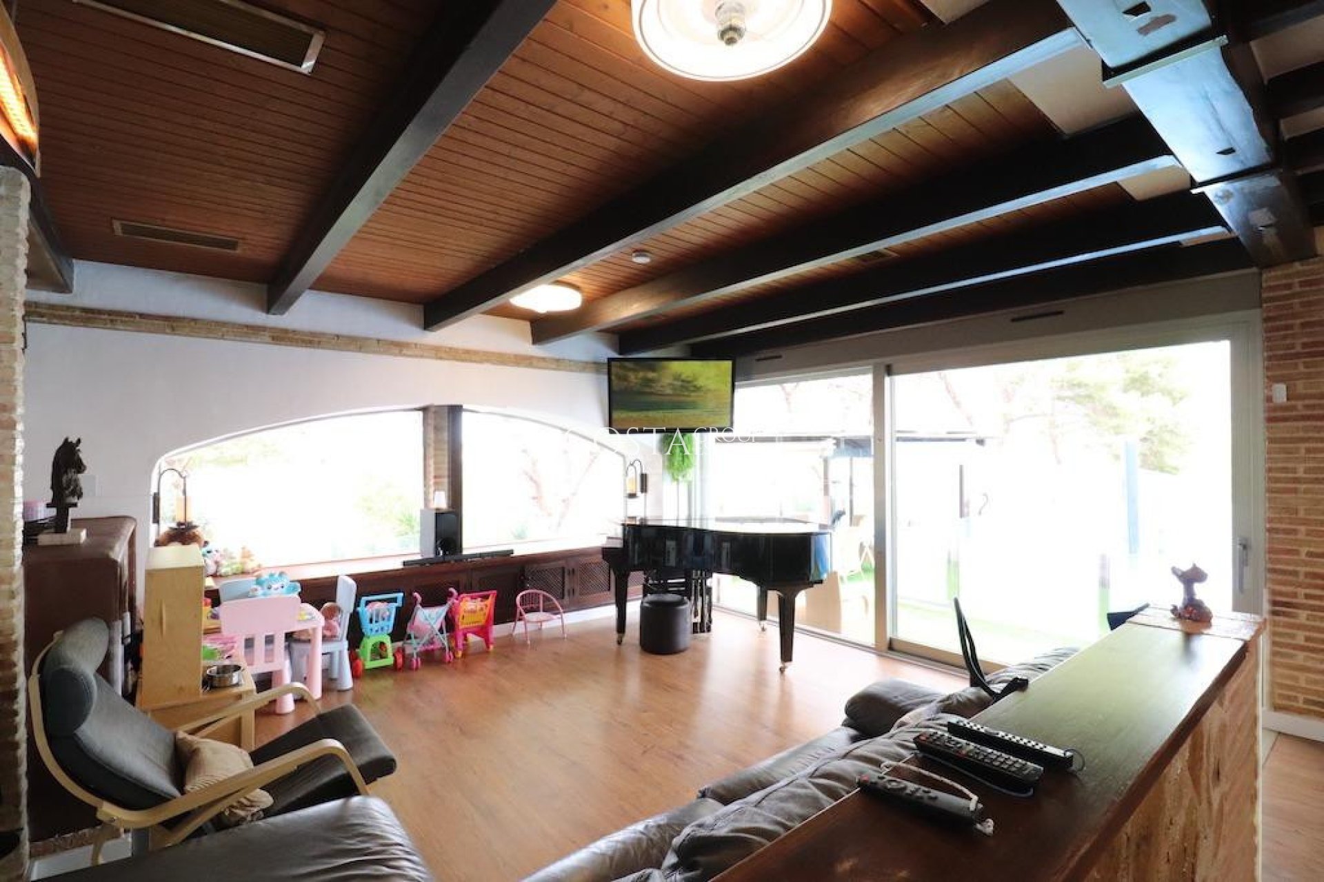 Resale - Villa -
Orihuela - Orihuela Costa