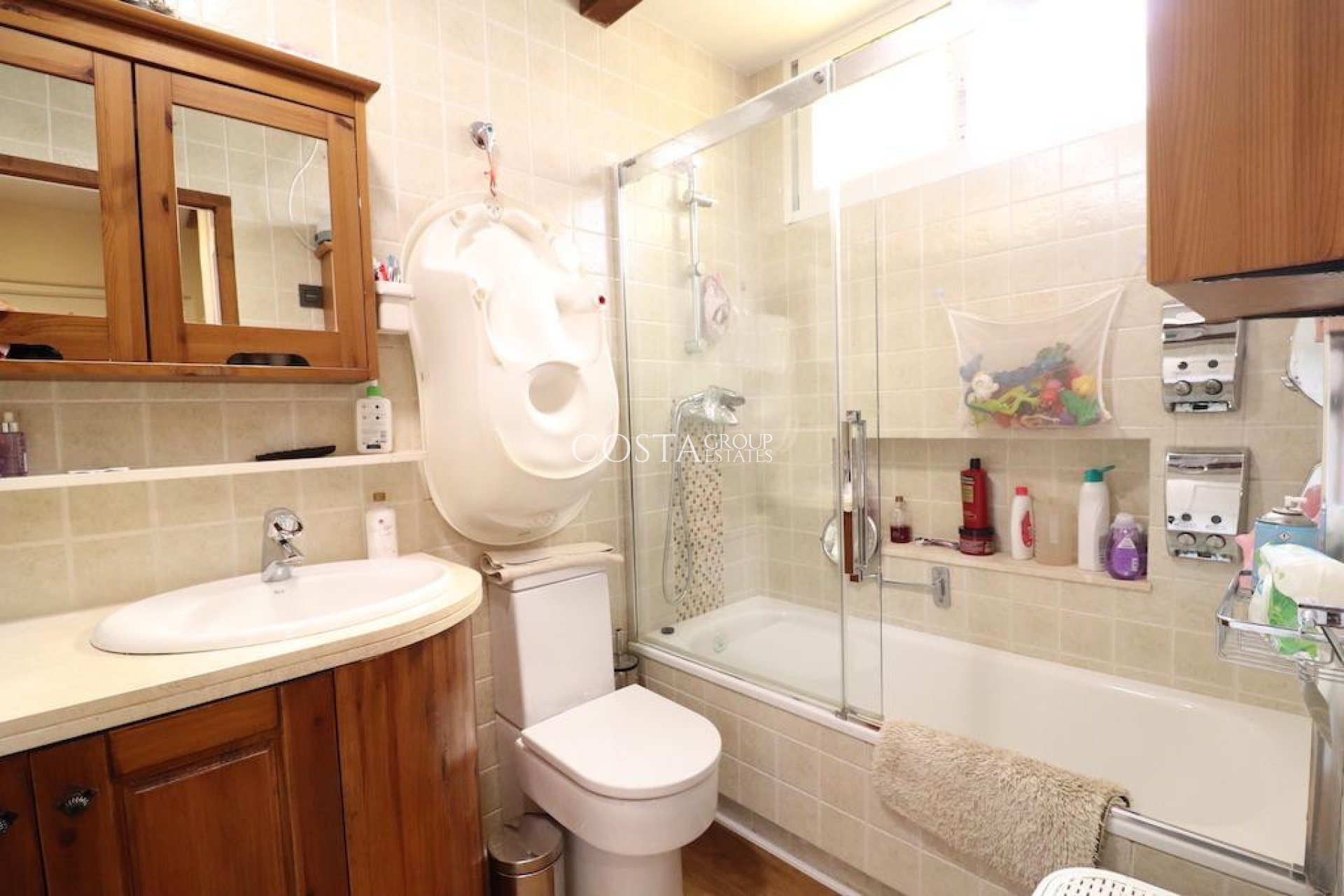 Resale - Villa -
Orihuela - Orihuela Costa