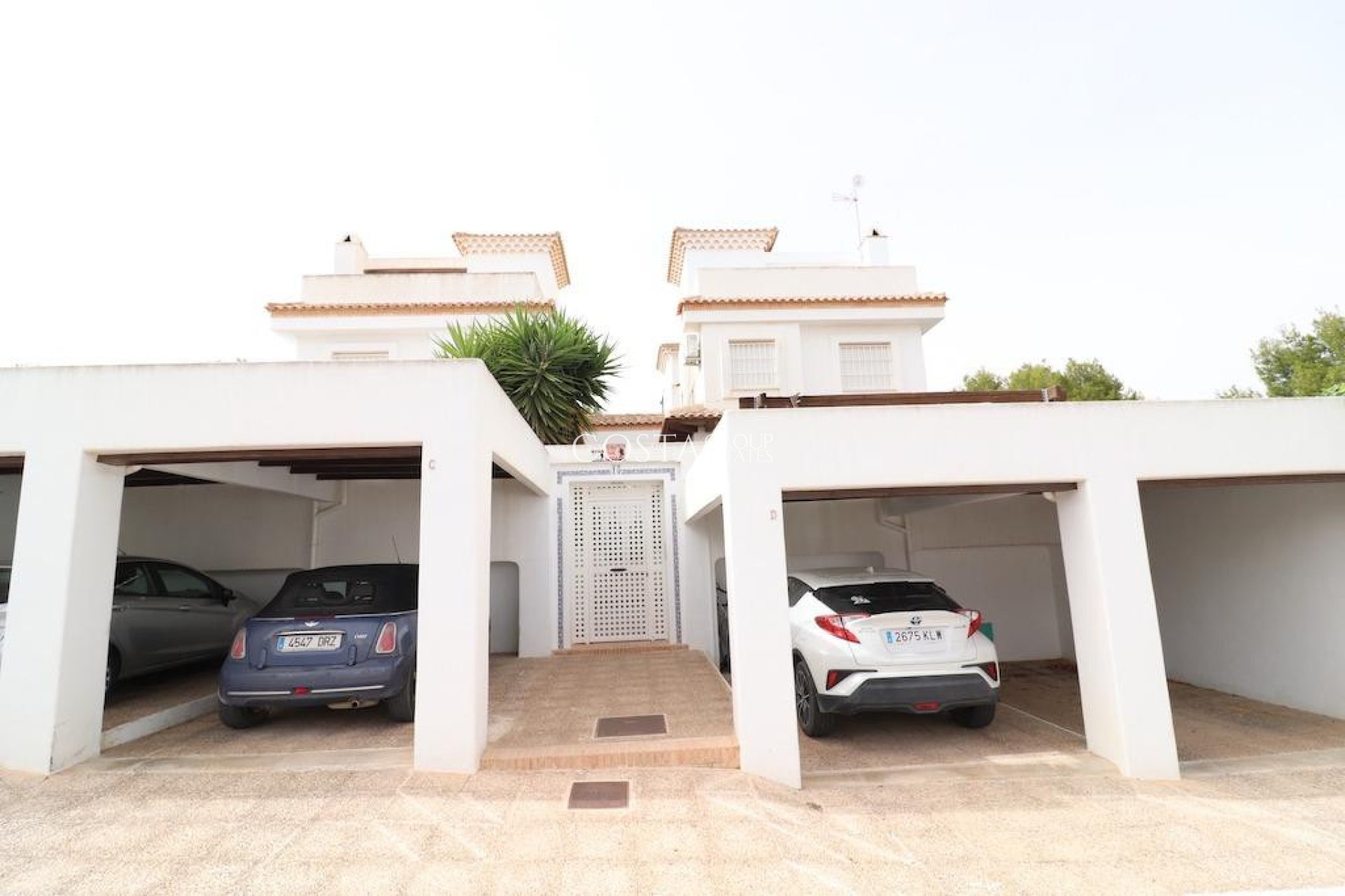 Resale - Villa -
Orihuela - Orihuela Costa