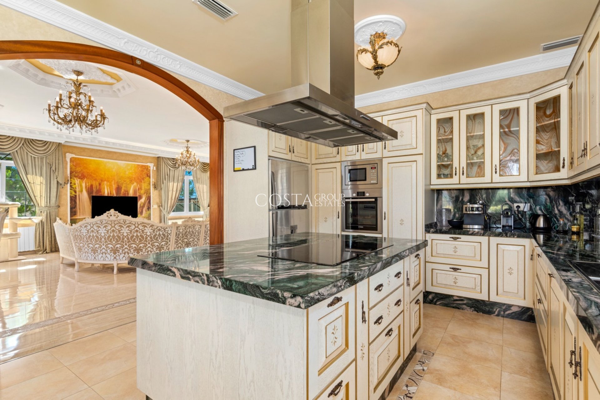 Resale - Villa -
Orihuela - Playa Flamenca