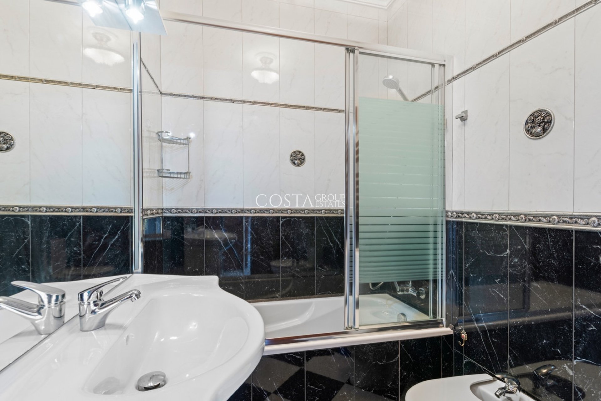 Resale - Villa -
Orihuela - Playa Flamenca