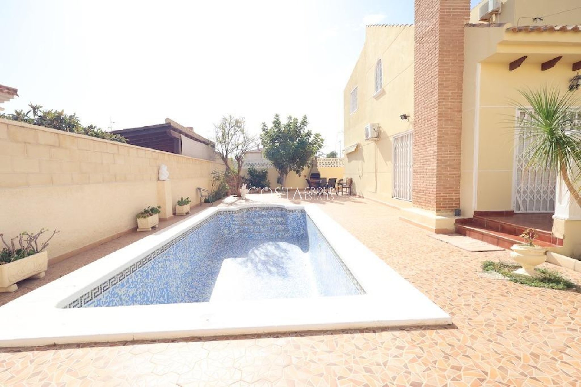 Resale - Villa -
Orihuela - Playa Flamenca