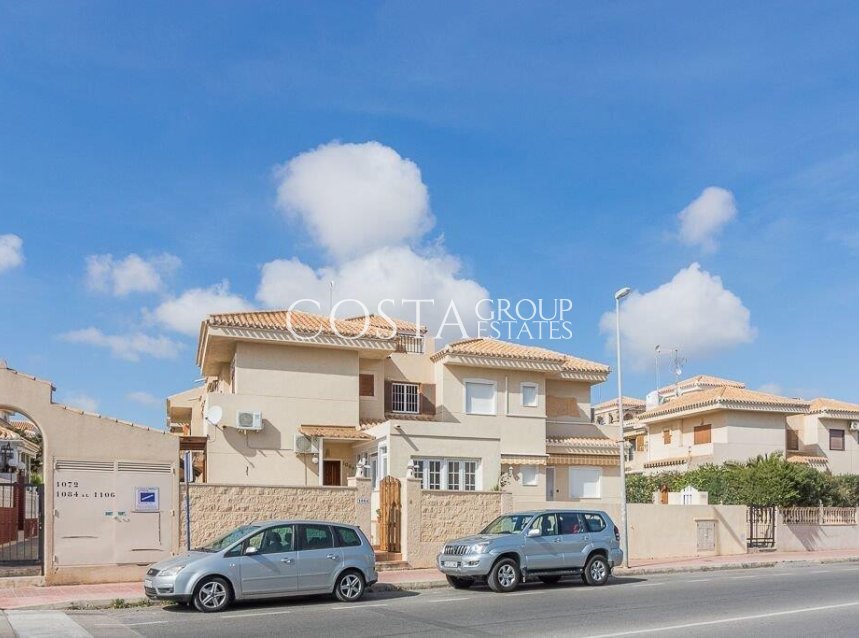 Resale - Villa -
Orihuela - Playa Flamenca