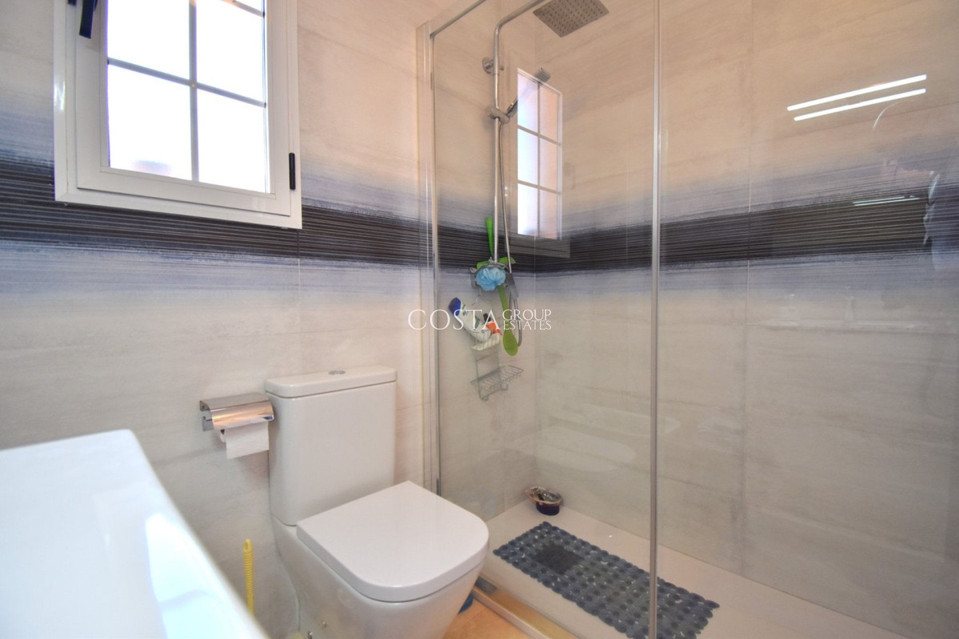 Resale - Villa -
Orihuela - Playa Flamenca