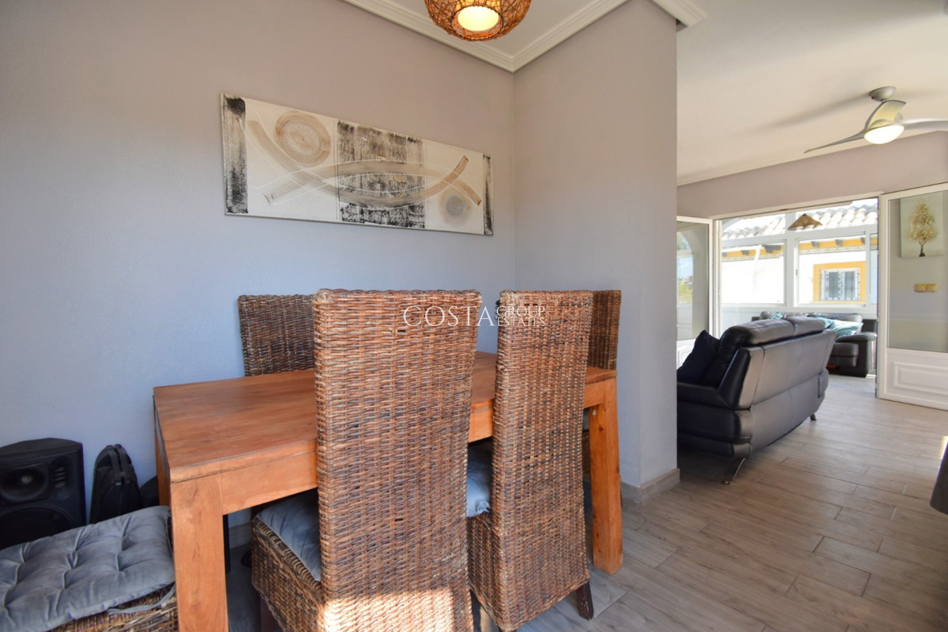 Resale - Villa -
Orihuela - Playa Flamenca