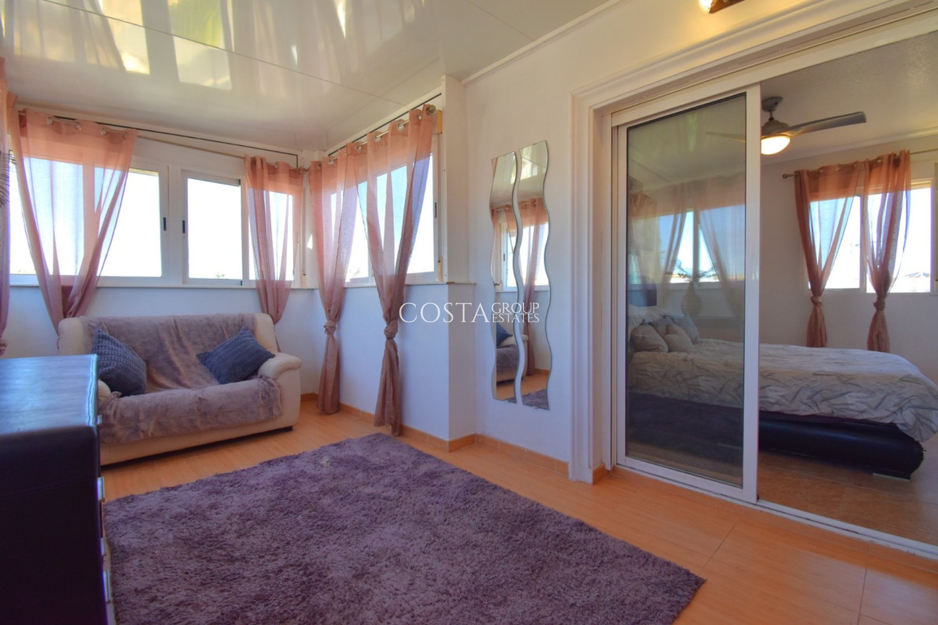 Resale - Villa -
Orihuela - Playa Flamenca