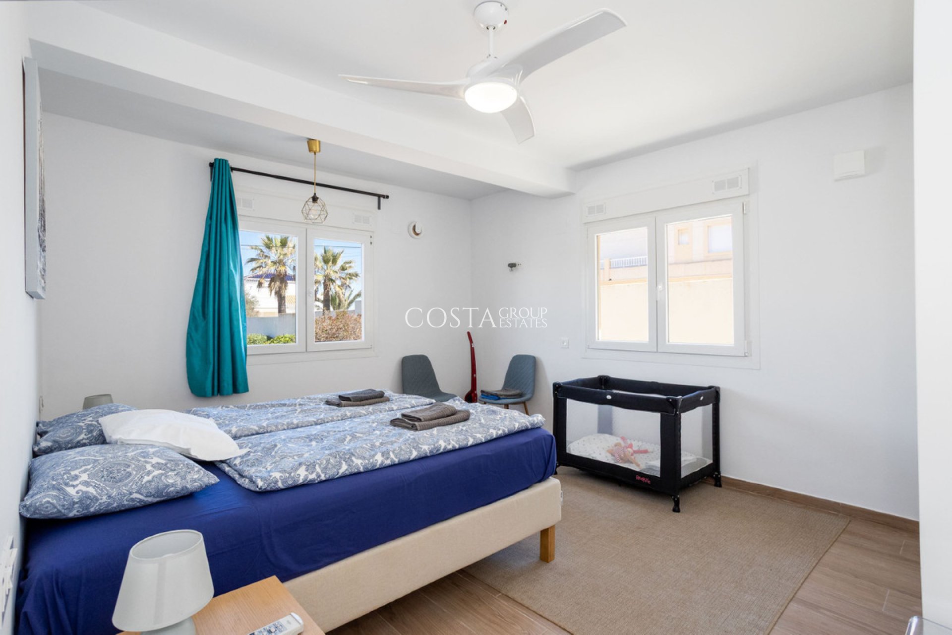 Resale - Villa -
Orihuela - Playa Flamenca