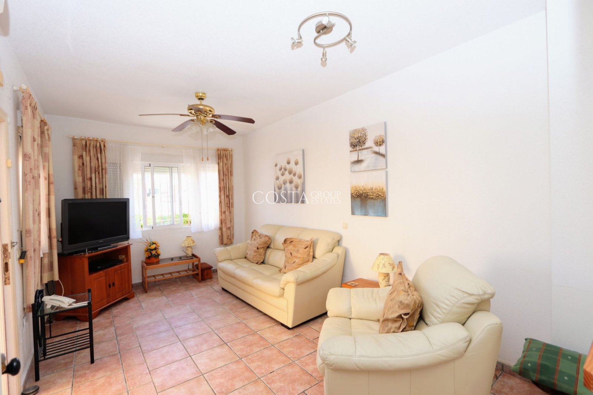 Resale - Villa -
Orihuela - Playa Flamenca