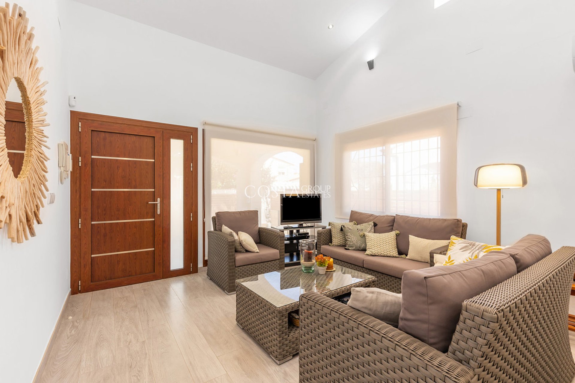 Resale - Villa -
Orihuela - Punta Prima