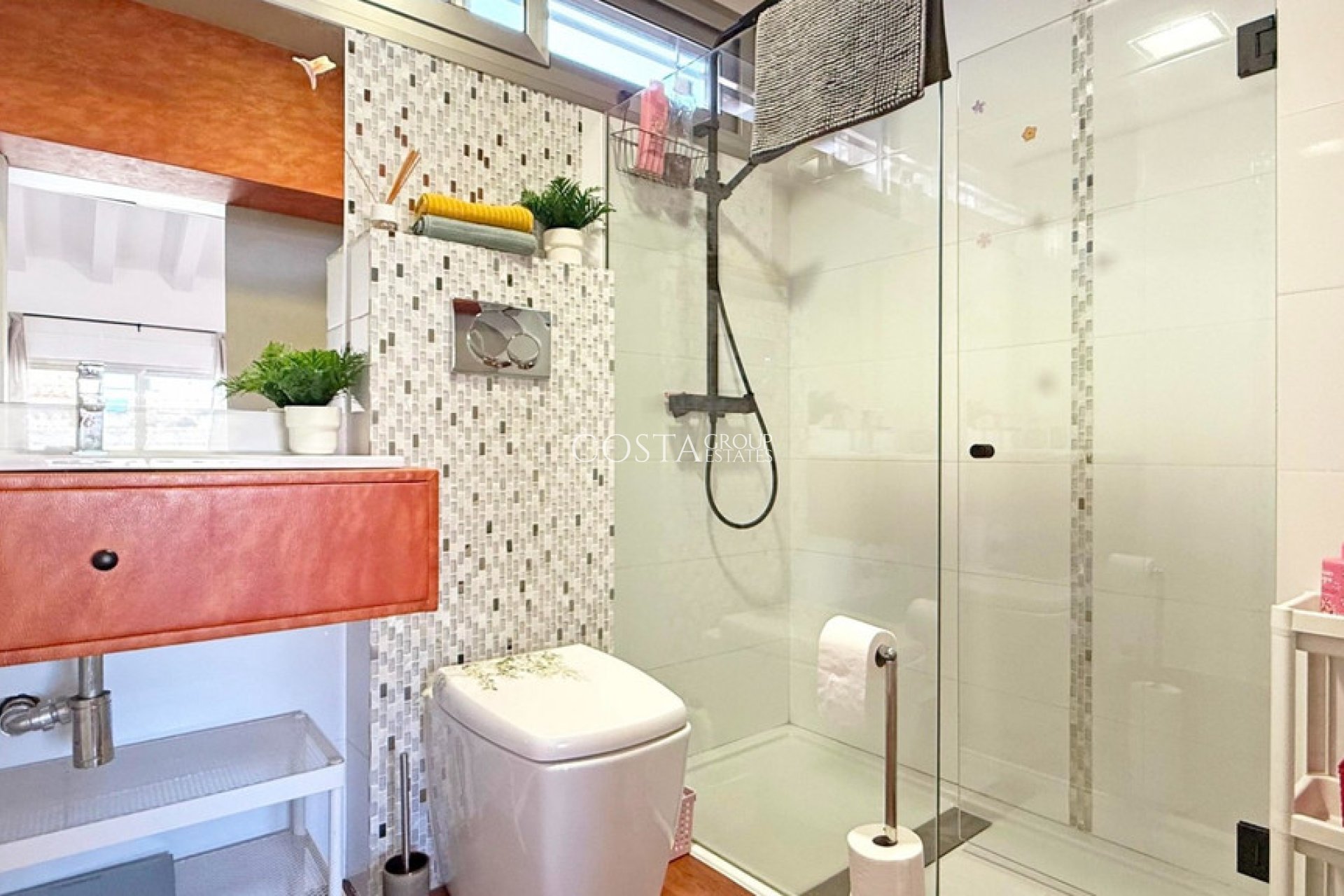 Resale - Villa -
Orihuela - Punta Prima