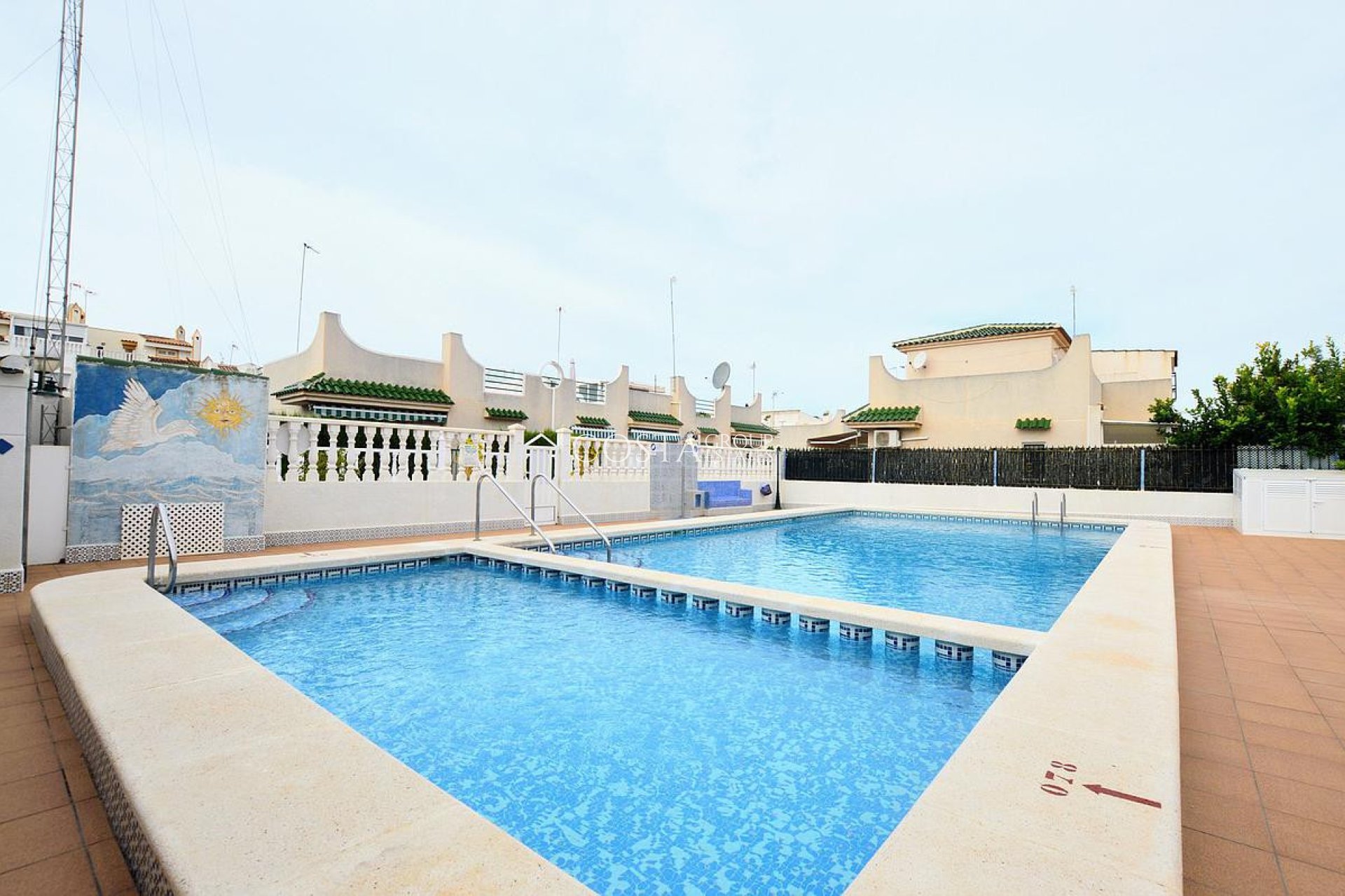 Resale - Villa -
Orihuela - Punta Prima
