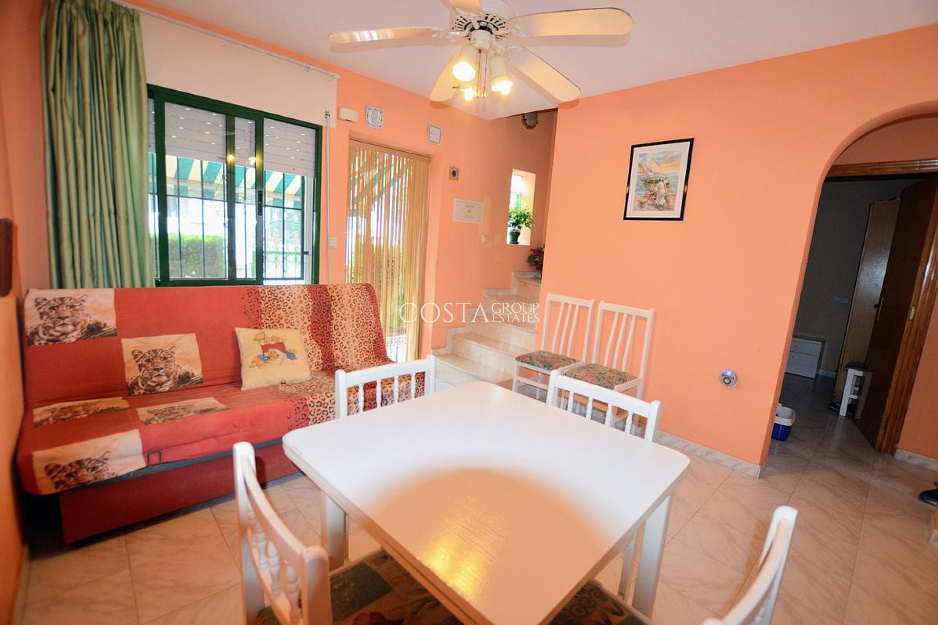 Resale - Villa -
Orihuela - Punta Prima