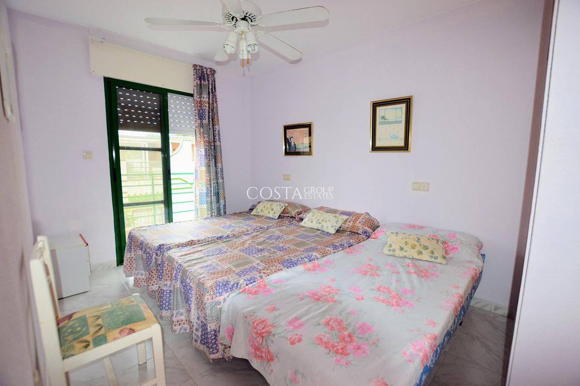 Resale - Villa -
Orihuela - Punta Prima