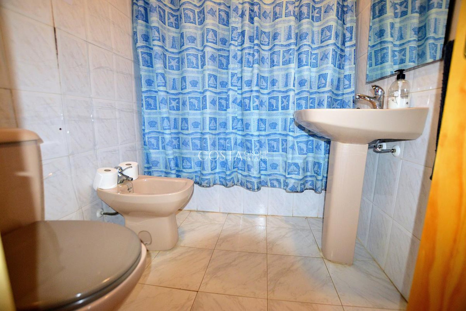 Resale - Villa -
Orihuela - Punta Prima