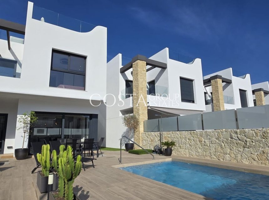 Resale - Villa -
Orihuela - Punta Prima