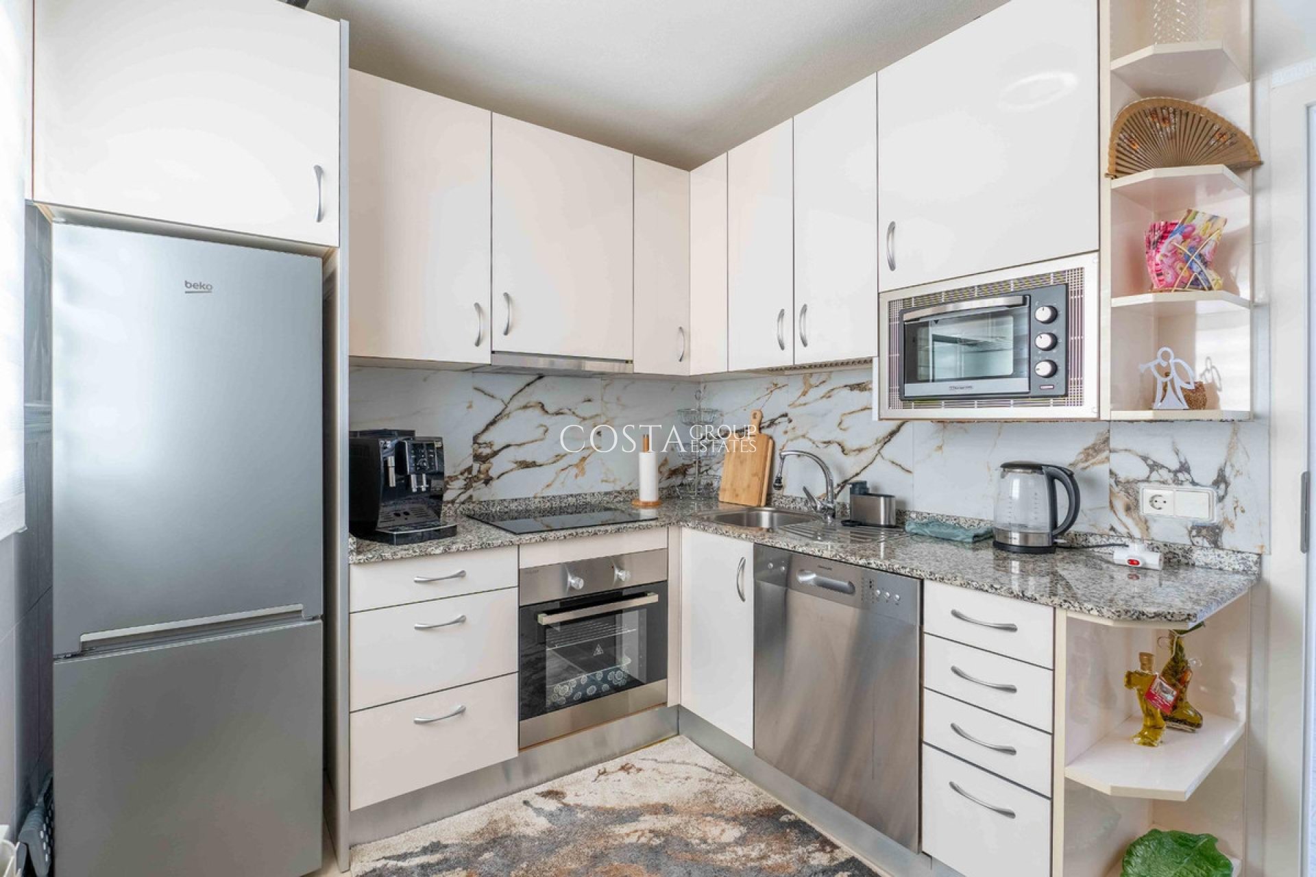 Resale - Villa -
Orihuela - Punta Prima