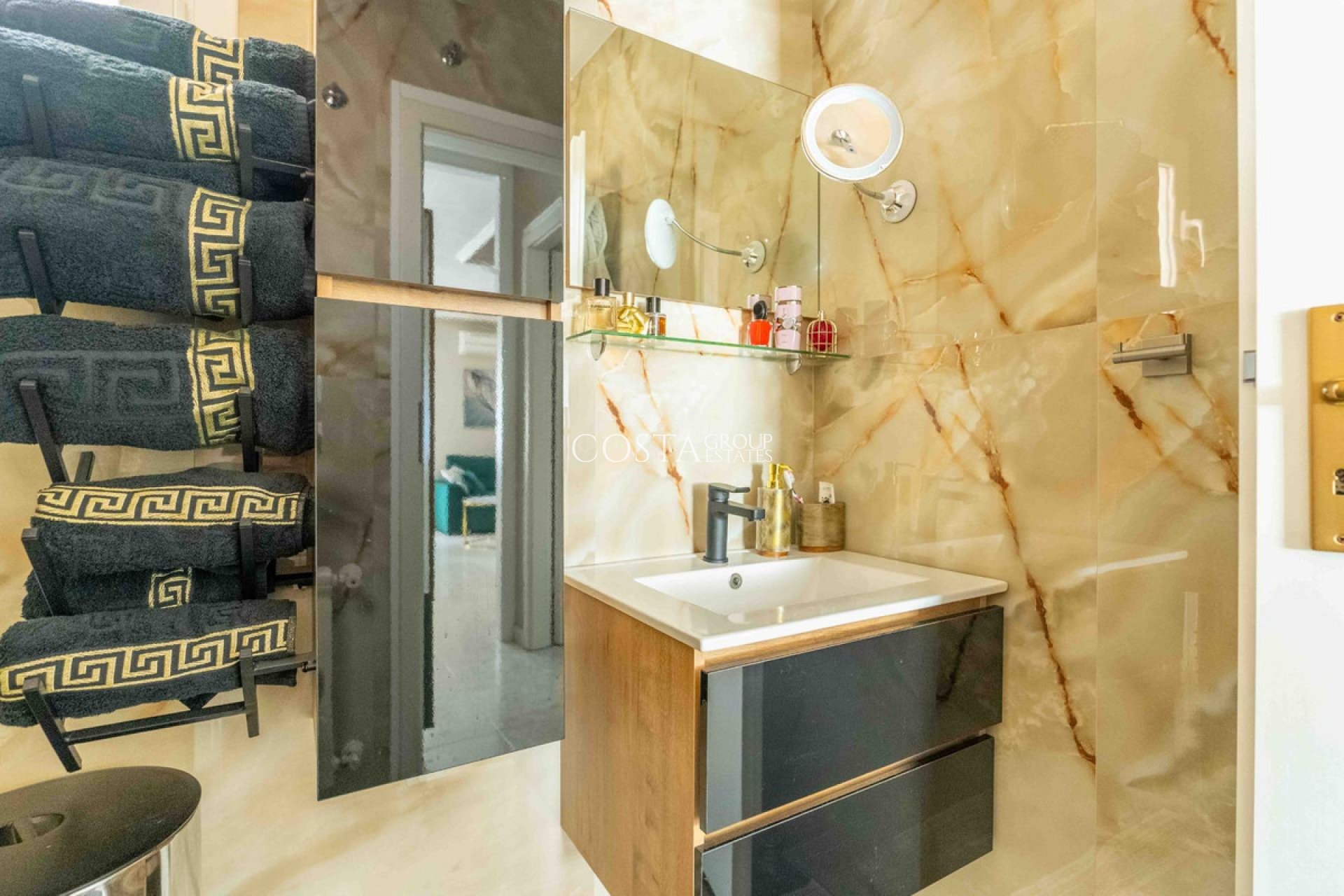 Resale - Villa -
Orihuela - Punta Prima