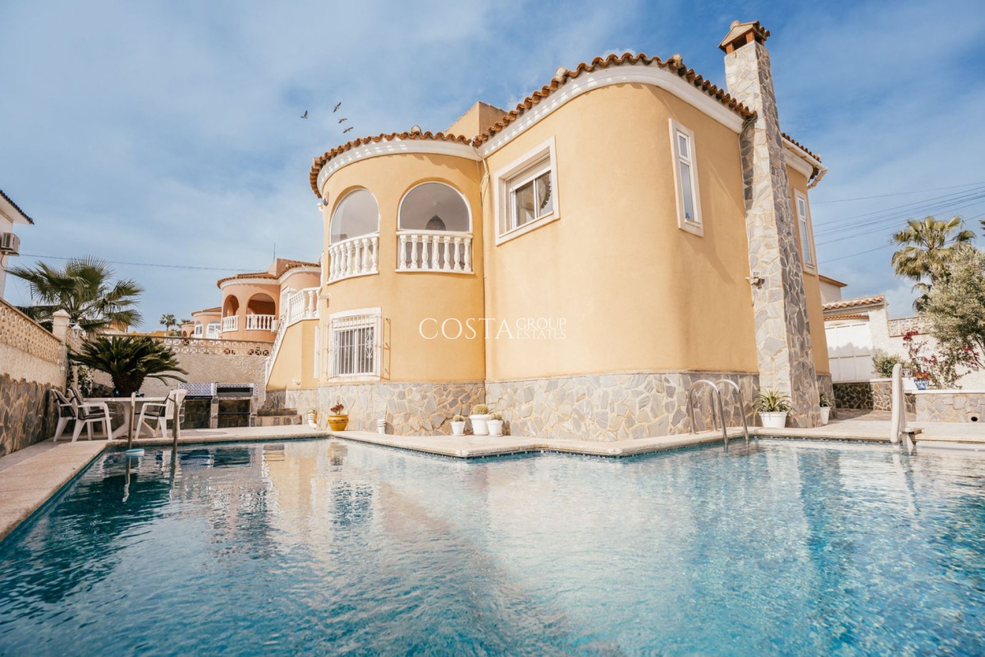 Resale - Villa -
Orihuela - Villamartin