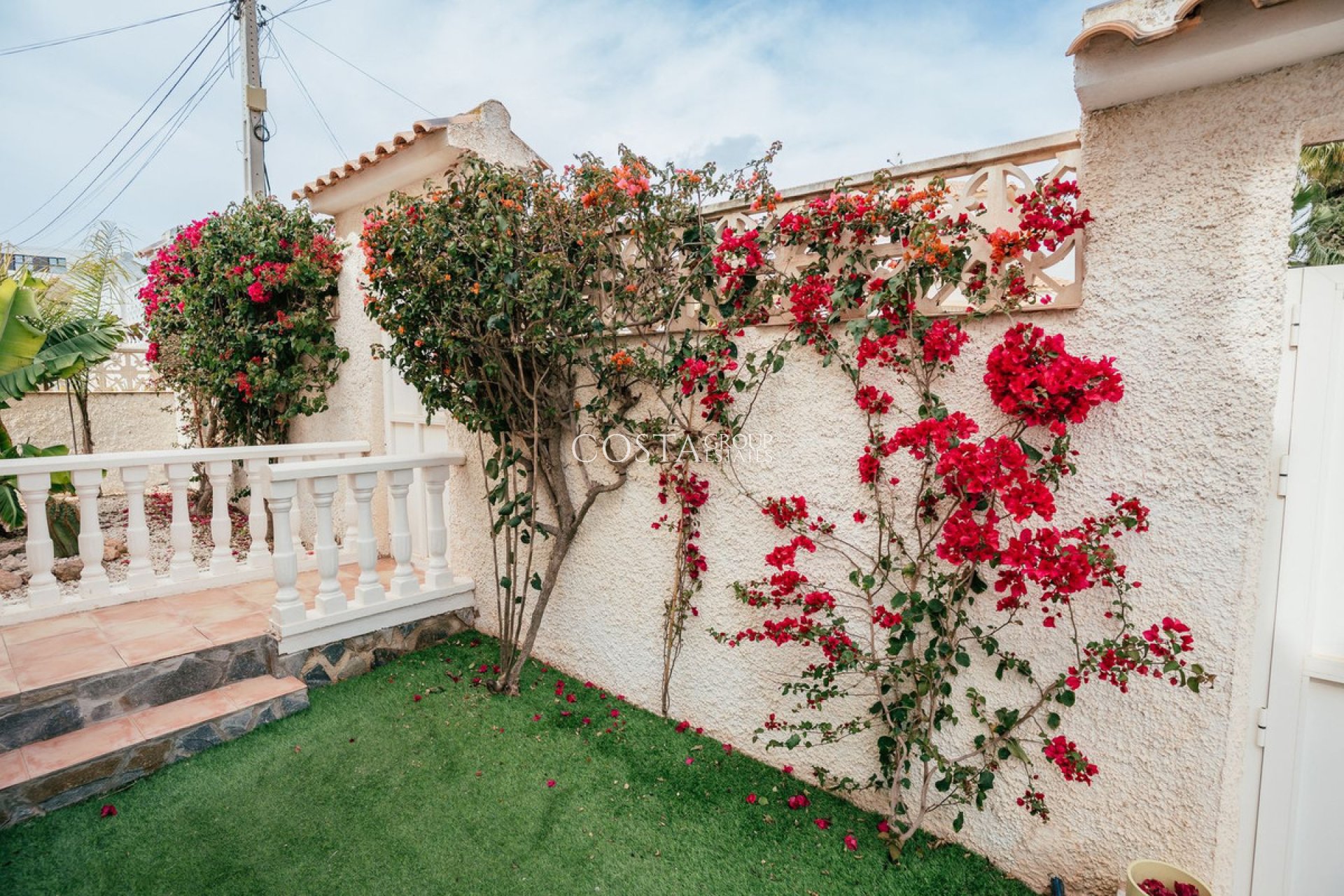 Resale - Villa -
Orihuela - Villamartin