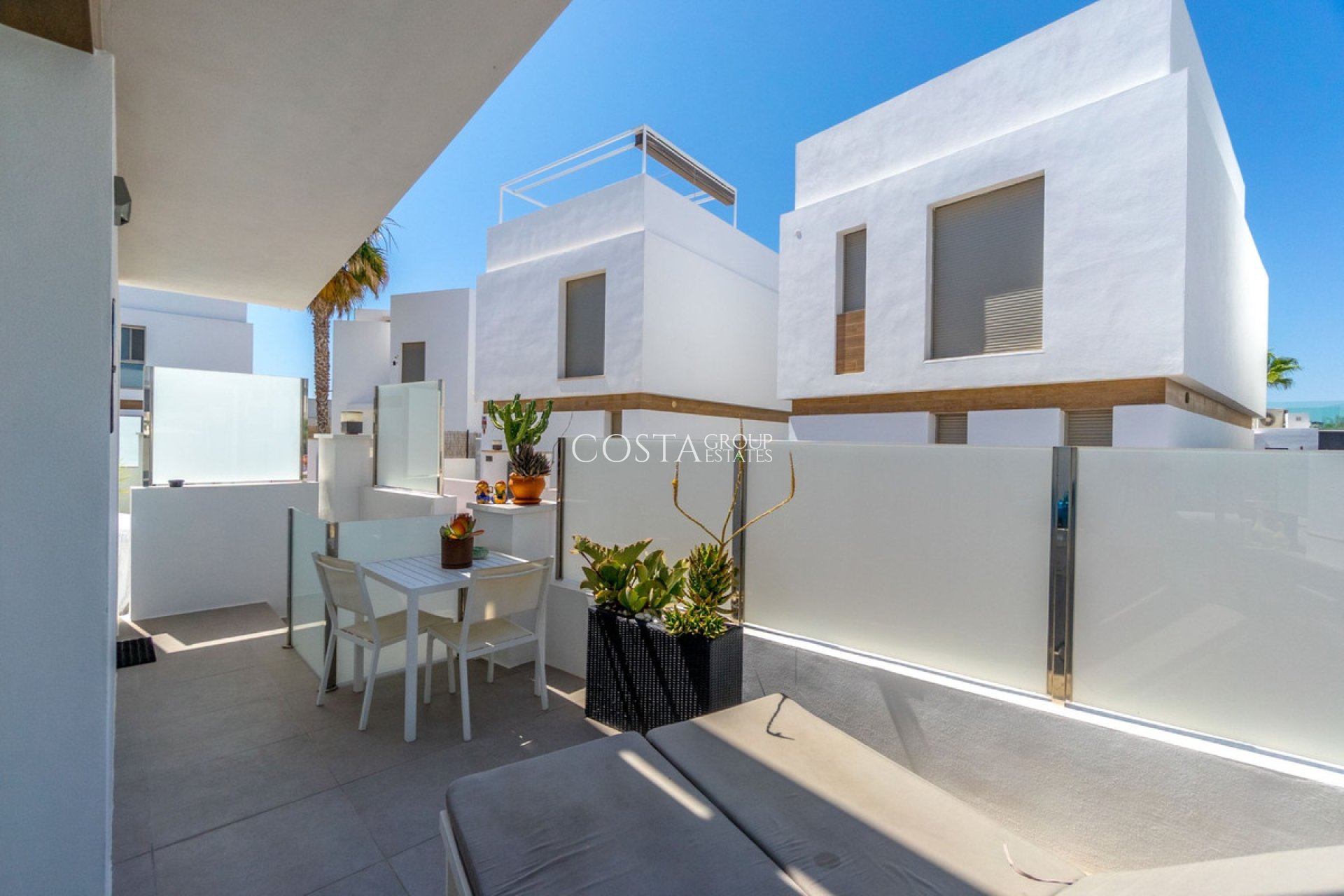 Resale - Villa -
Orihuela - Villamartin