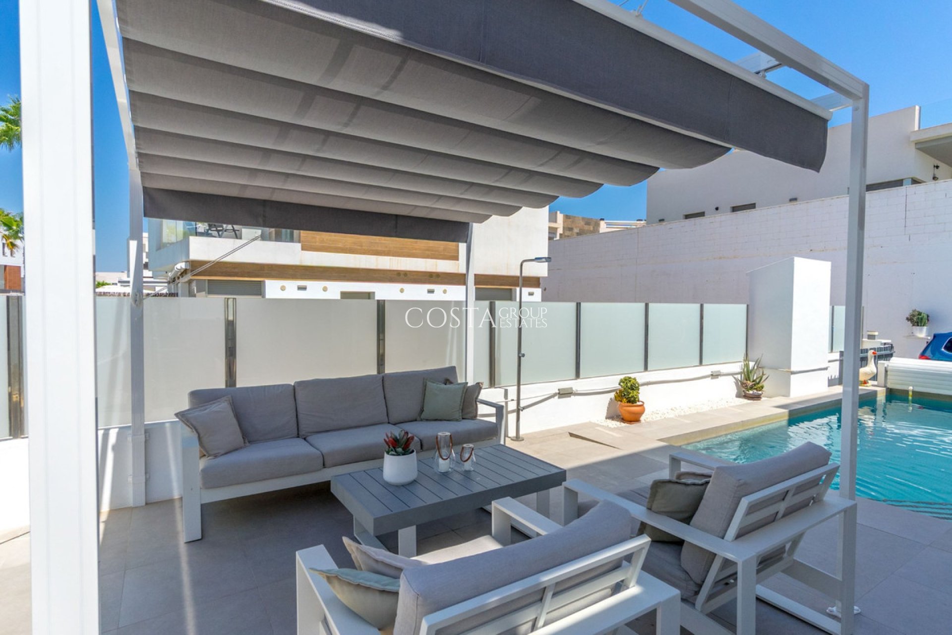 Resale - Villa -
Orihuela - Villamartin