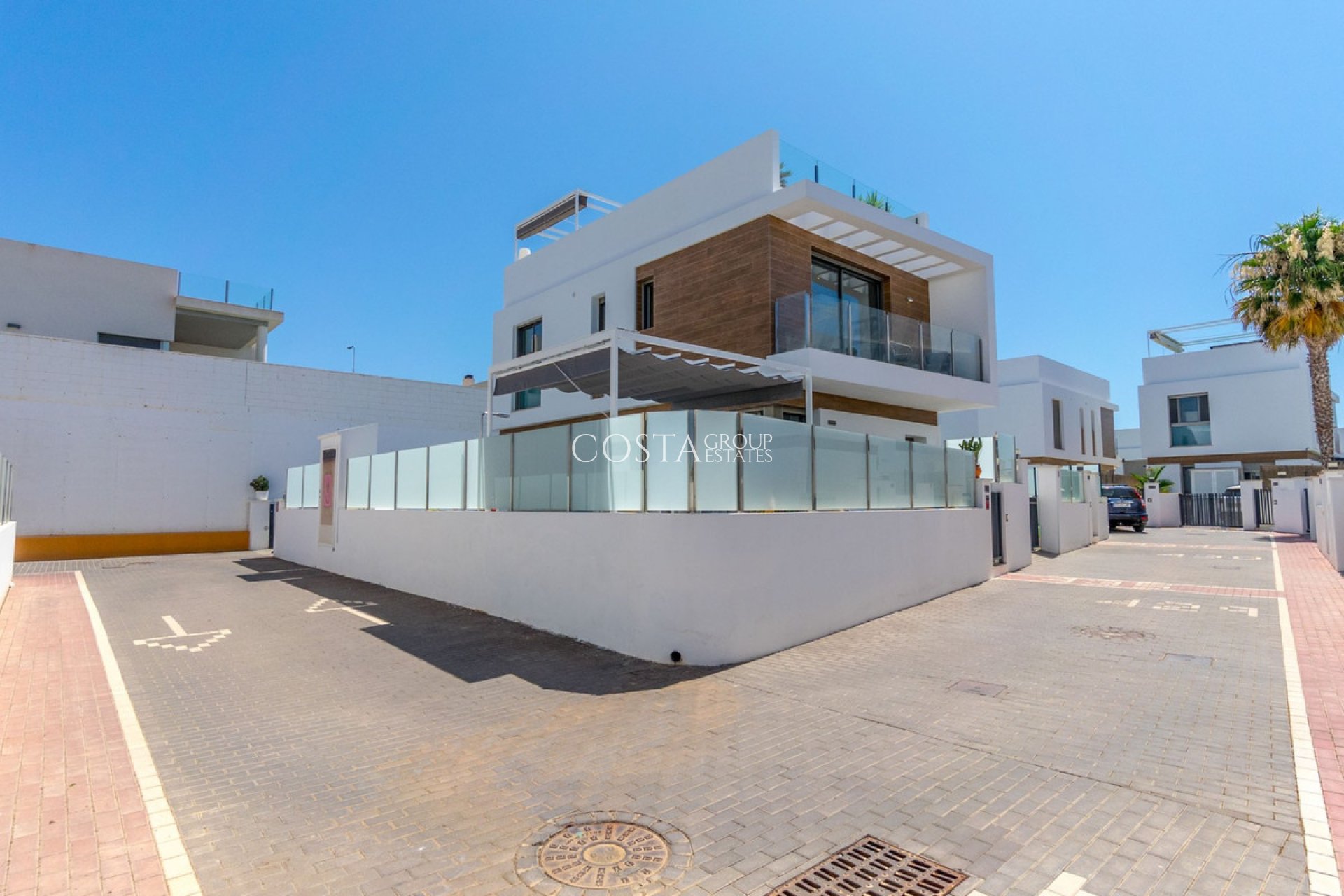 Resale - Villa -
Orihuela - Villamartin