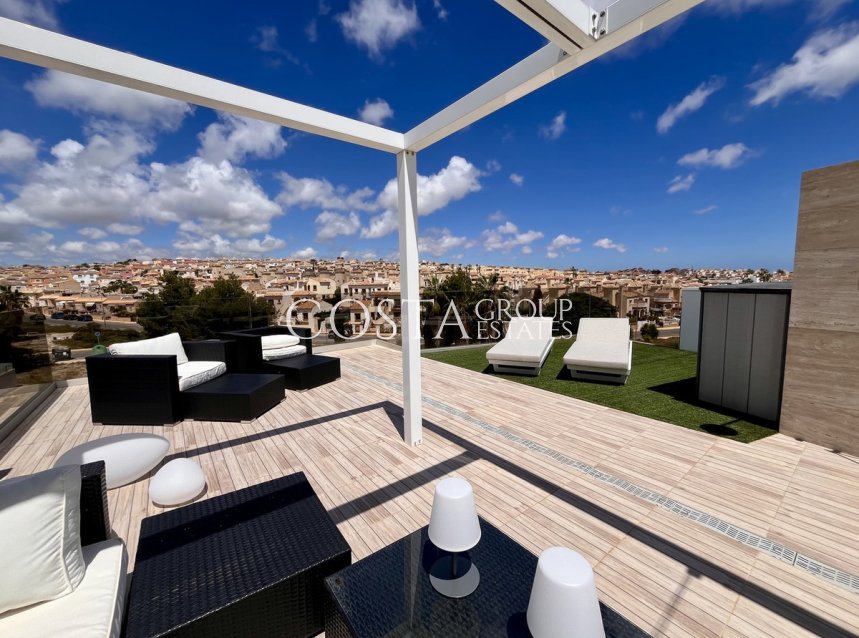 Resale - Villa -
Orihuela - Villamartin