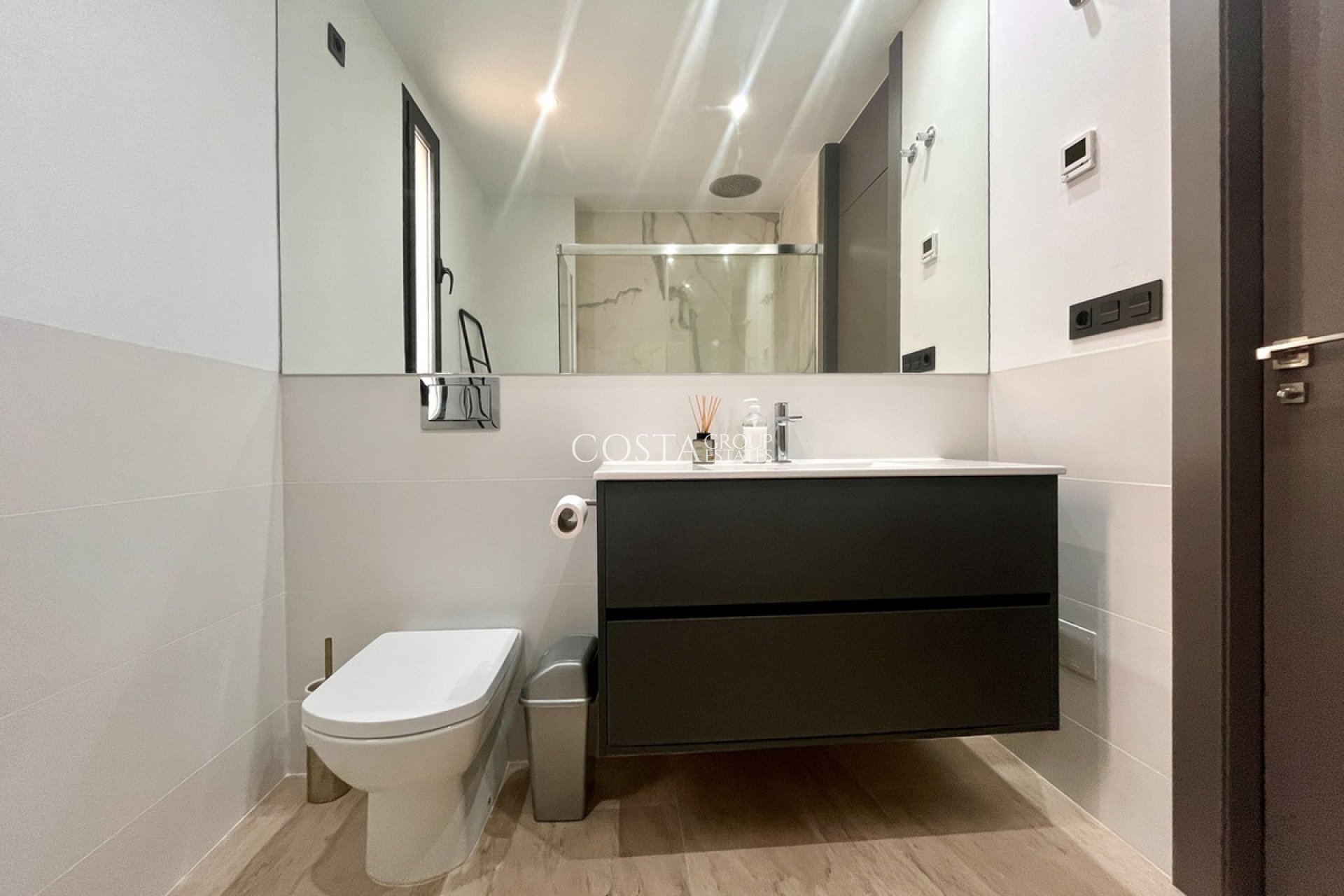 Resale - Villa -
Orihuela - Villamartin