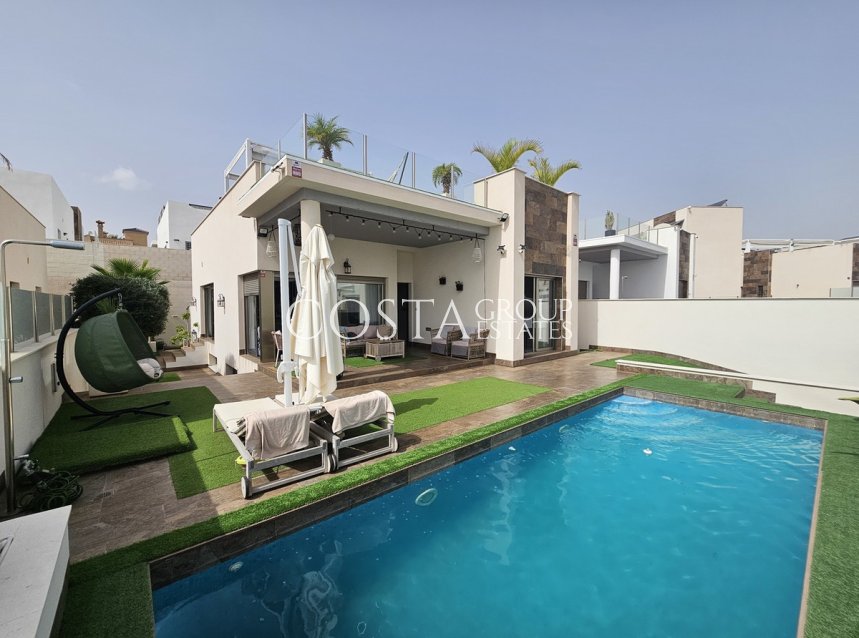 Resale - Villa -
Orihuela - Villamartin
