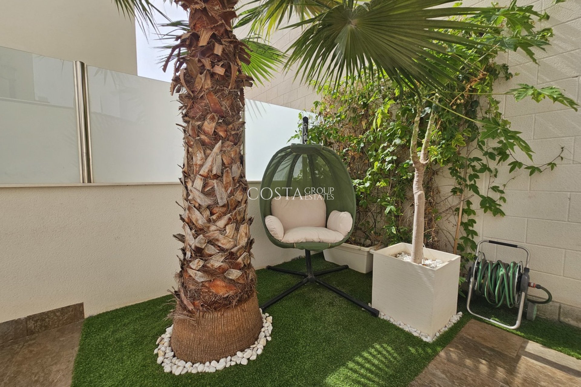 Resale - Villa -
Orihuela - Villamartin