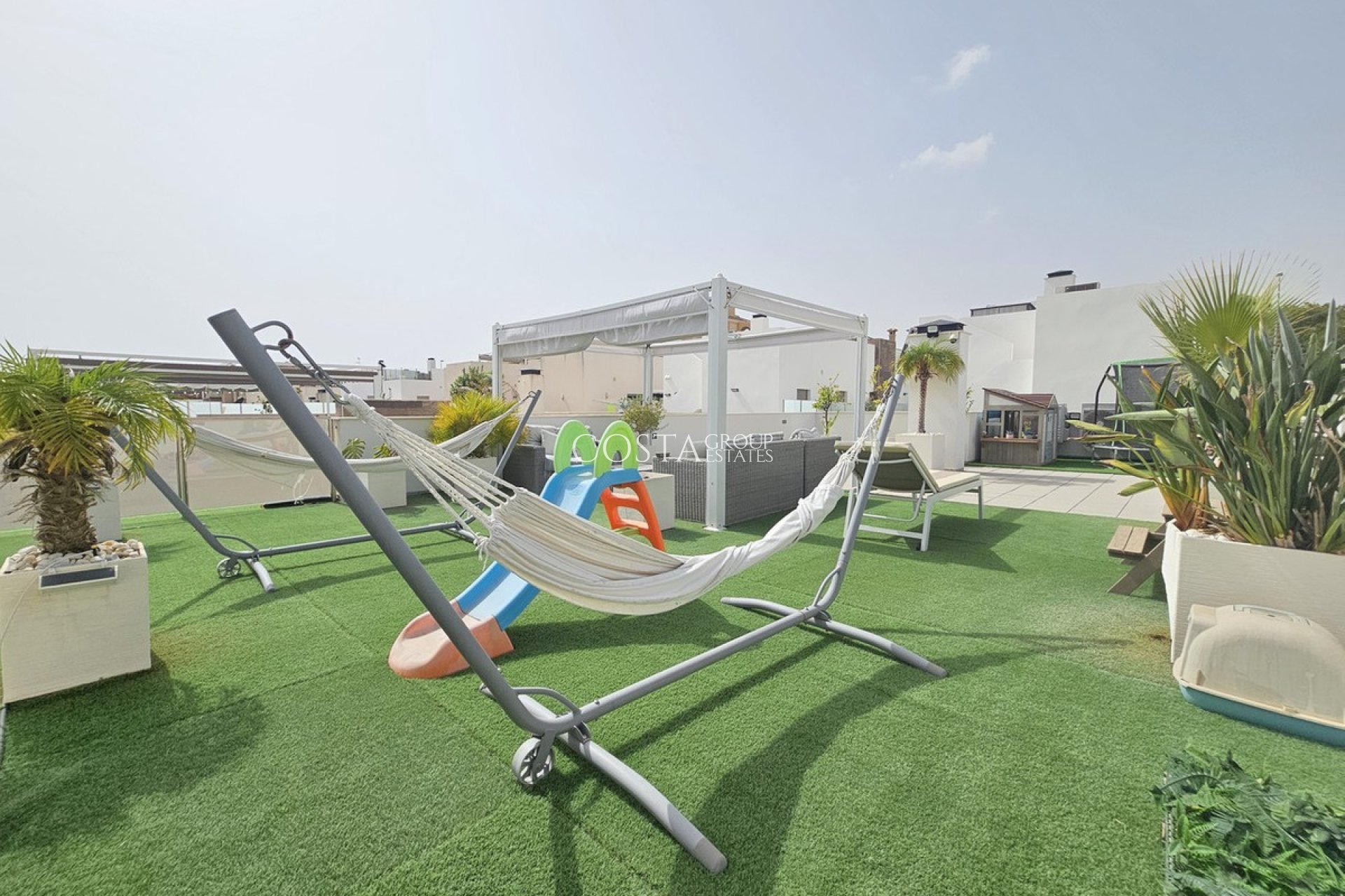 Resale - Villa -
Orihuela - Villamartin