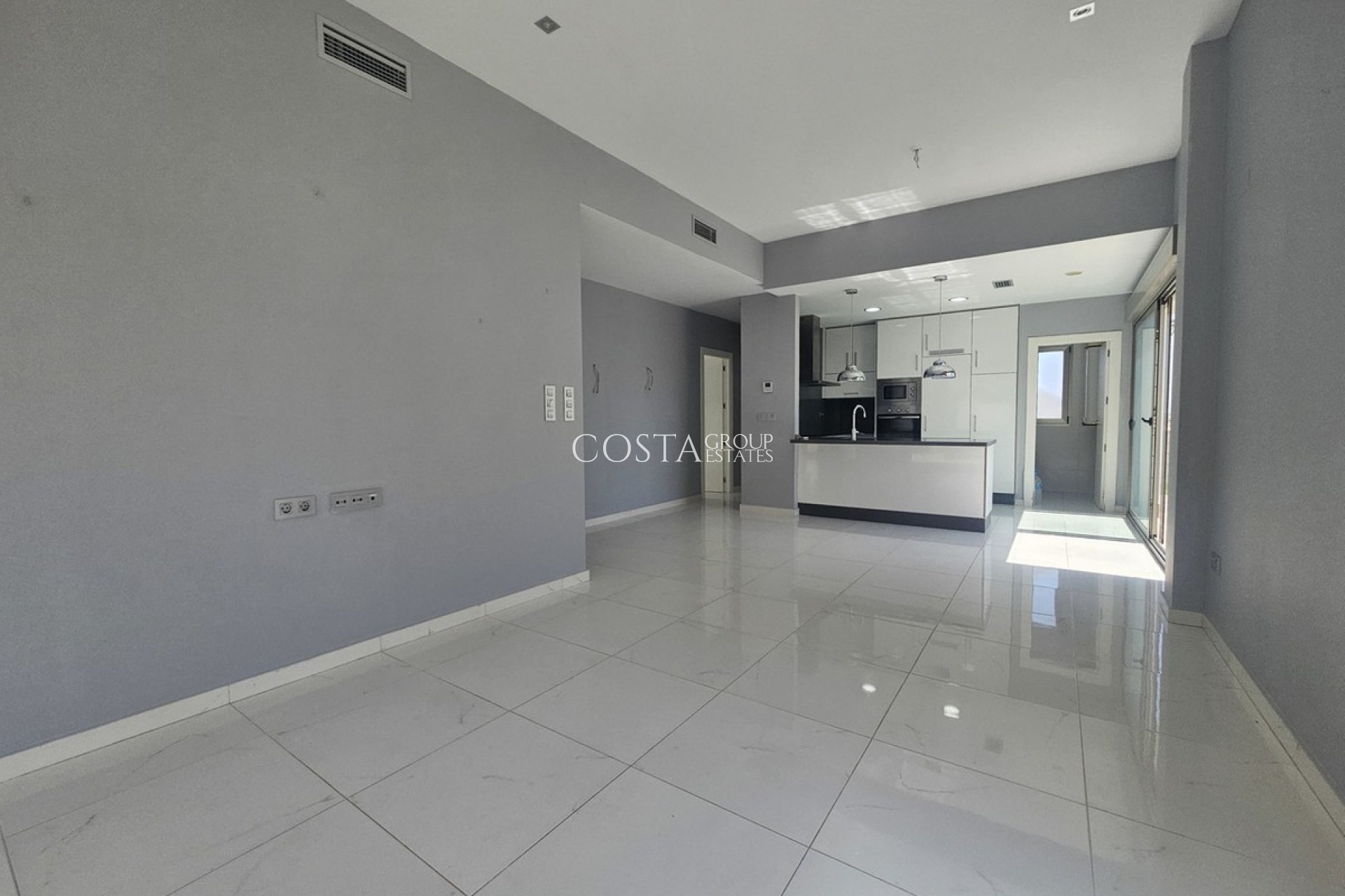 Resale - Villa -
Orihuela - Villamartin