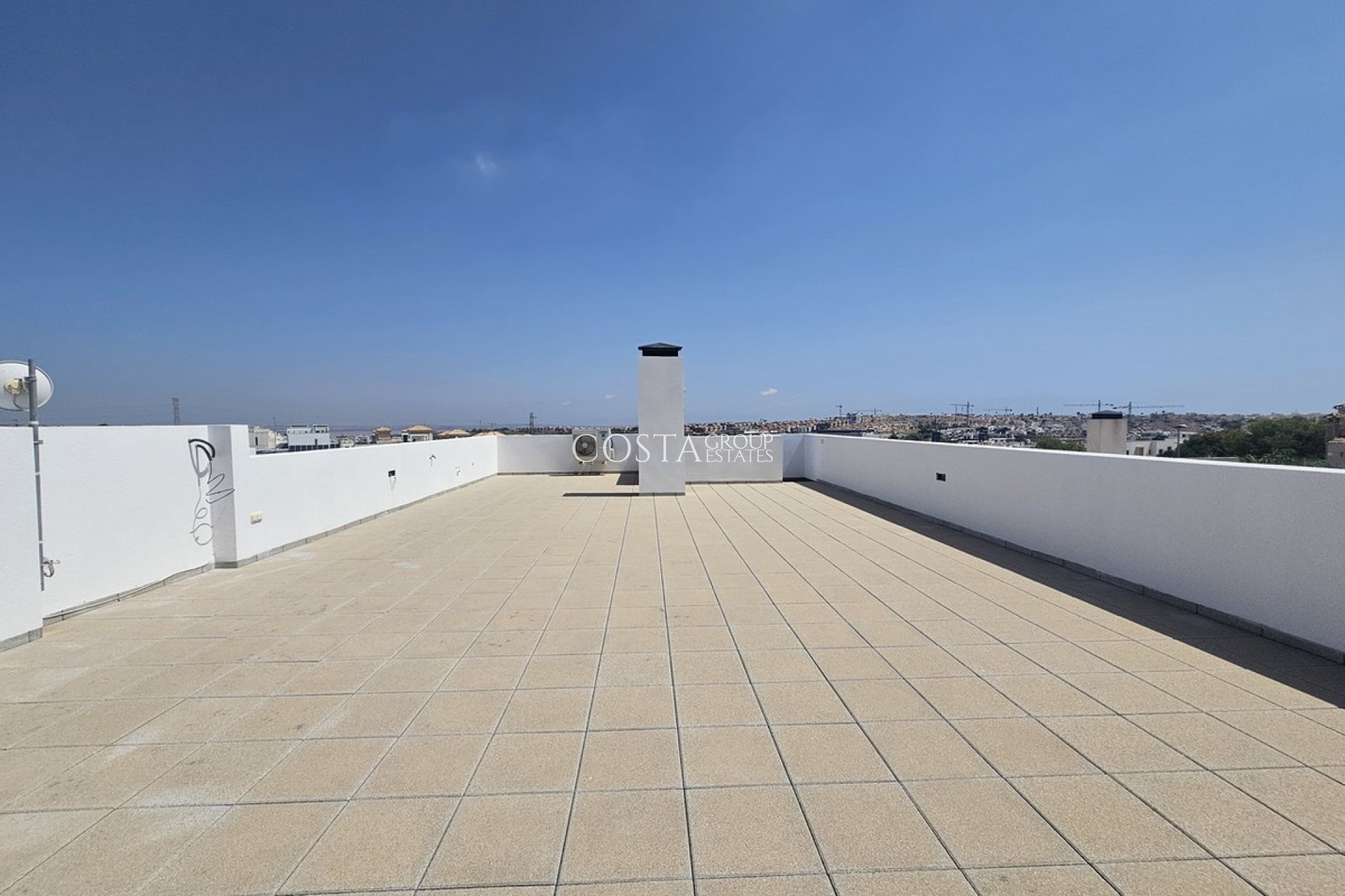 Resale - Villa -
Orihuela - Villamartin
