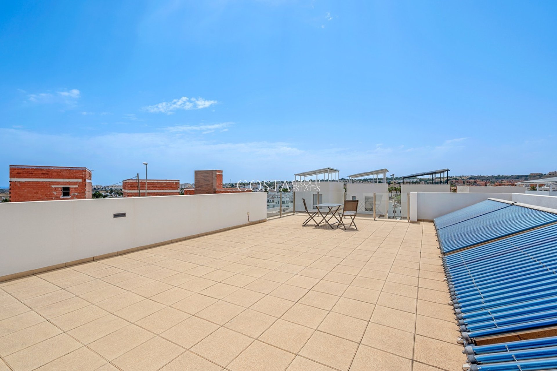 Resale - Villa -
Orihuela - Villamartin