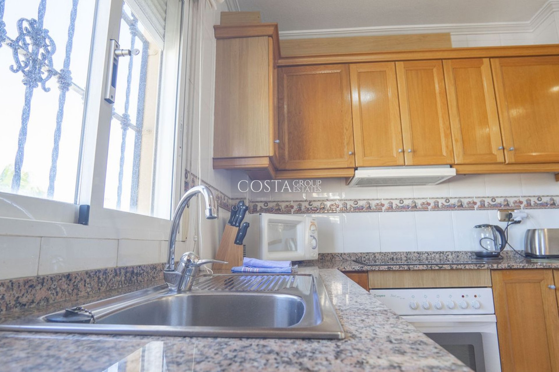 Resale - Villa -
Orihuela - Villamartin